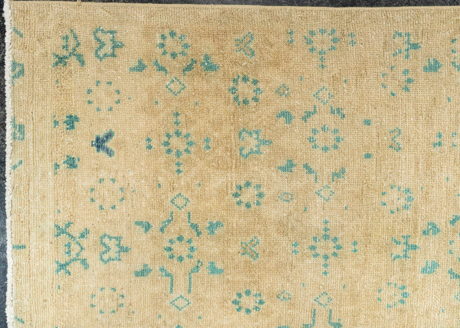 Turkish Vintage Rug  2'8" x 8'7" #22800
