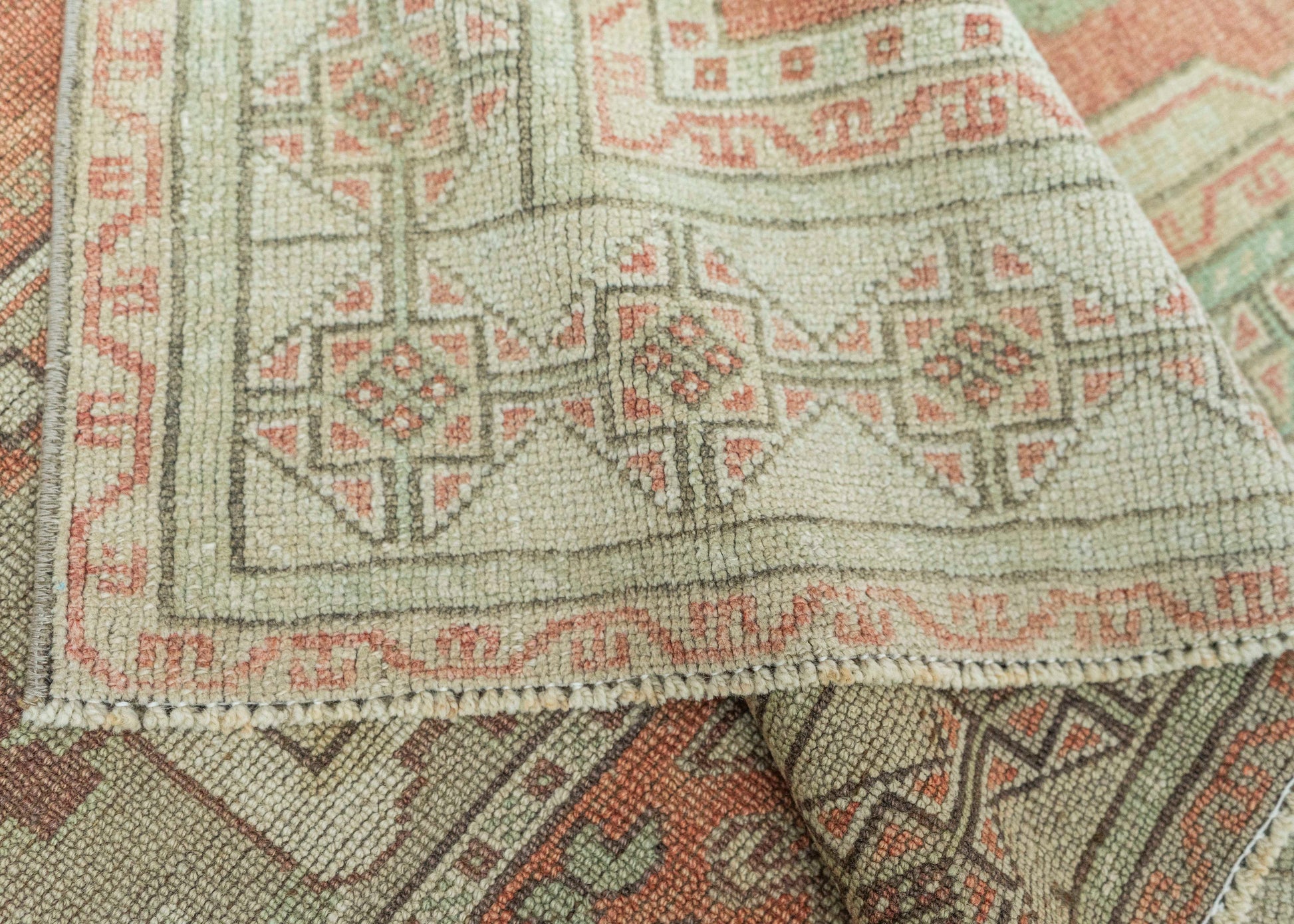 Turkish Vintage Rug 5' x 9'7" #20663