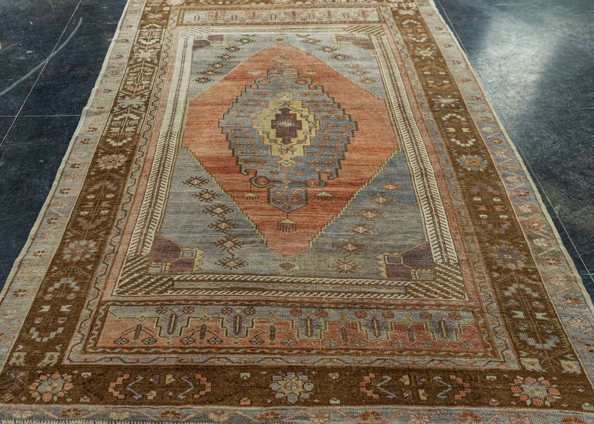 Turkish Vintage Rug 5' x 8'11" #20595