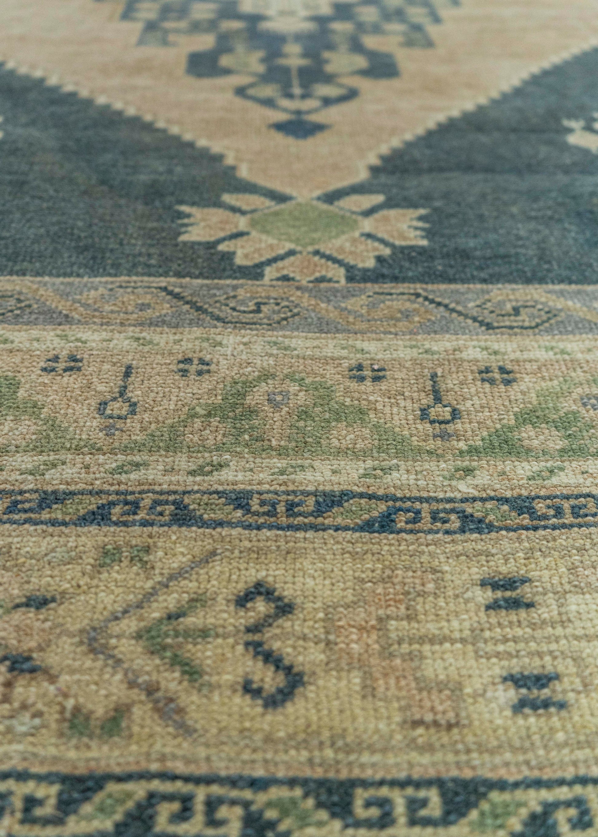 Turkish Vintage Rug 4'10" x 9'1" #20812