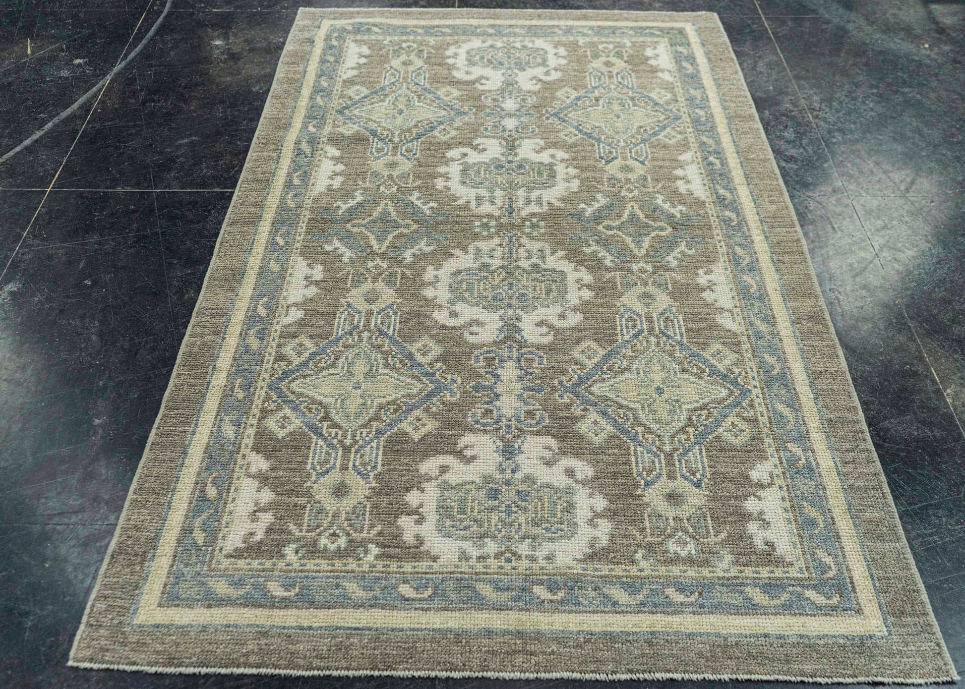Turkish Oushak Rug 4'1"x 6'11" #19290