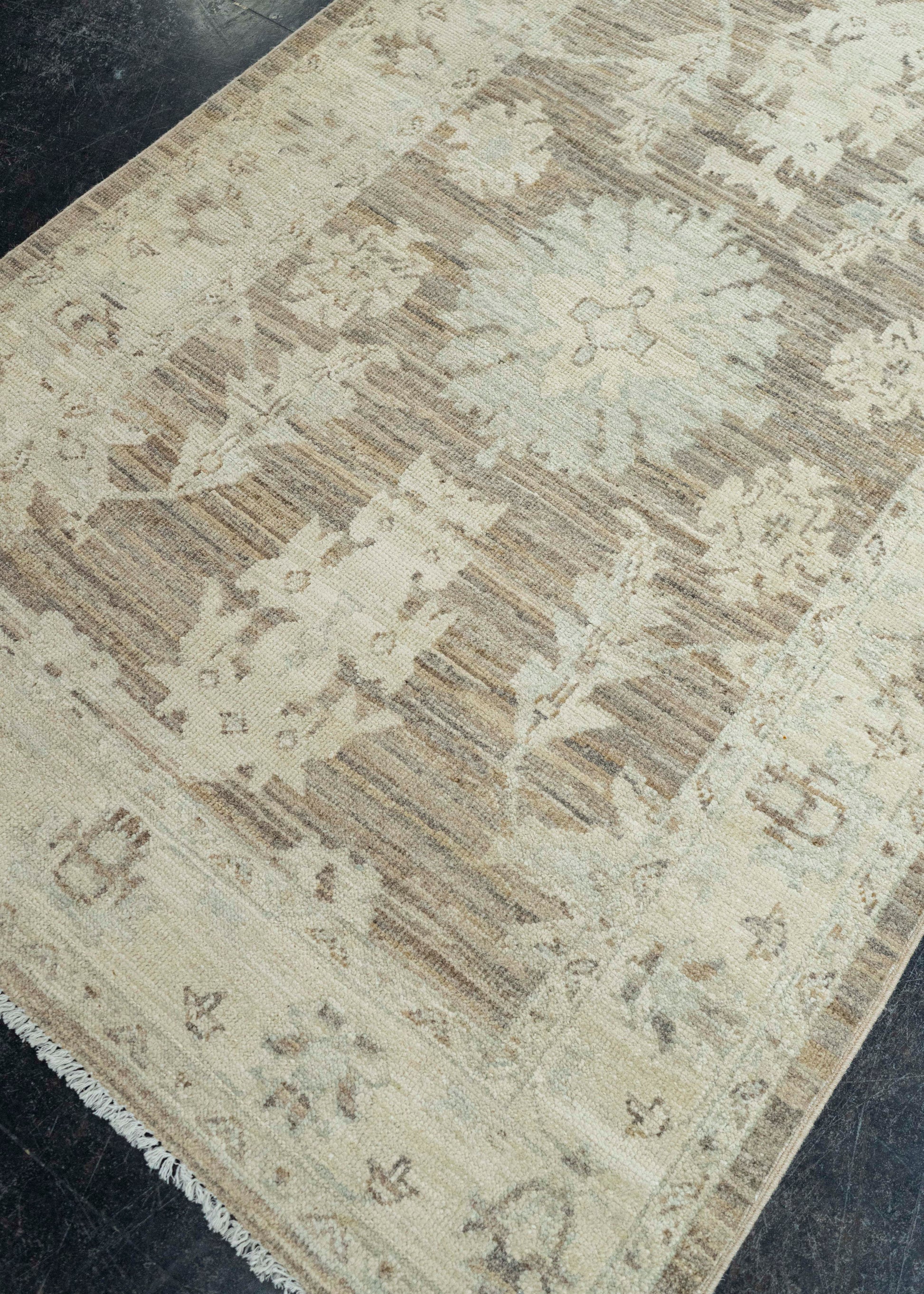 Oushak Rug 3'2"x 4'11" #22715
