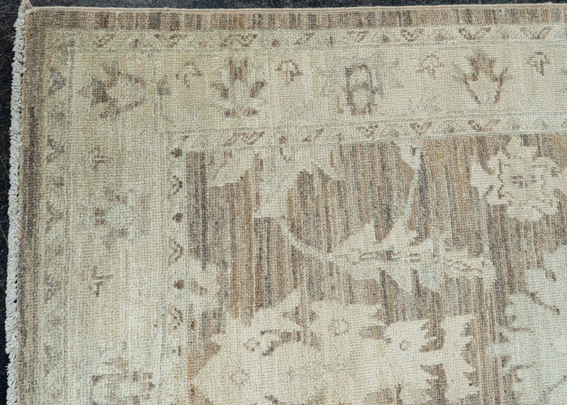 Oushak Rug 3'2"x 4'11" #22715
