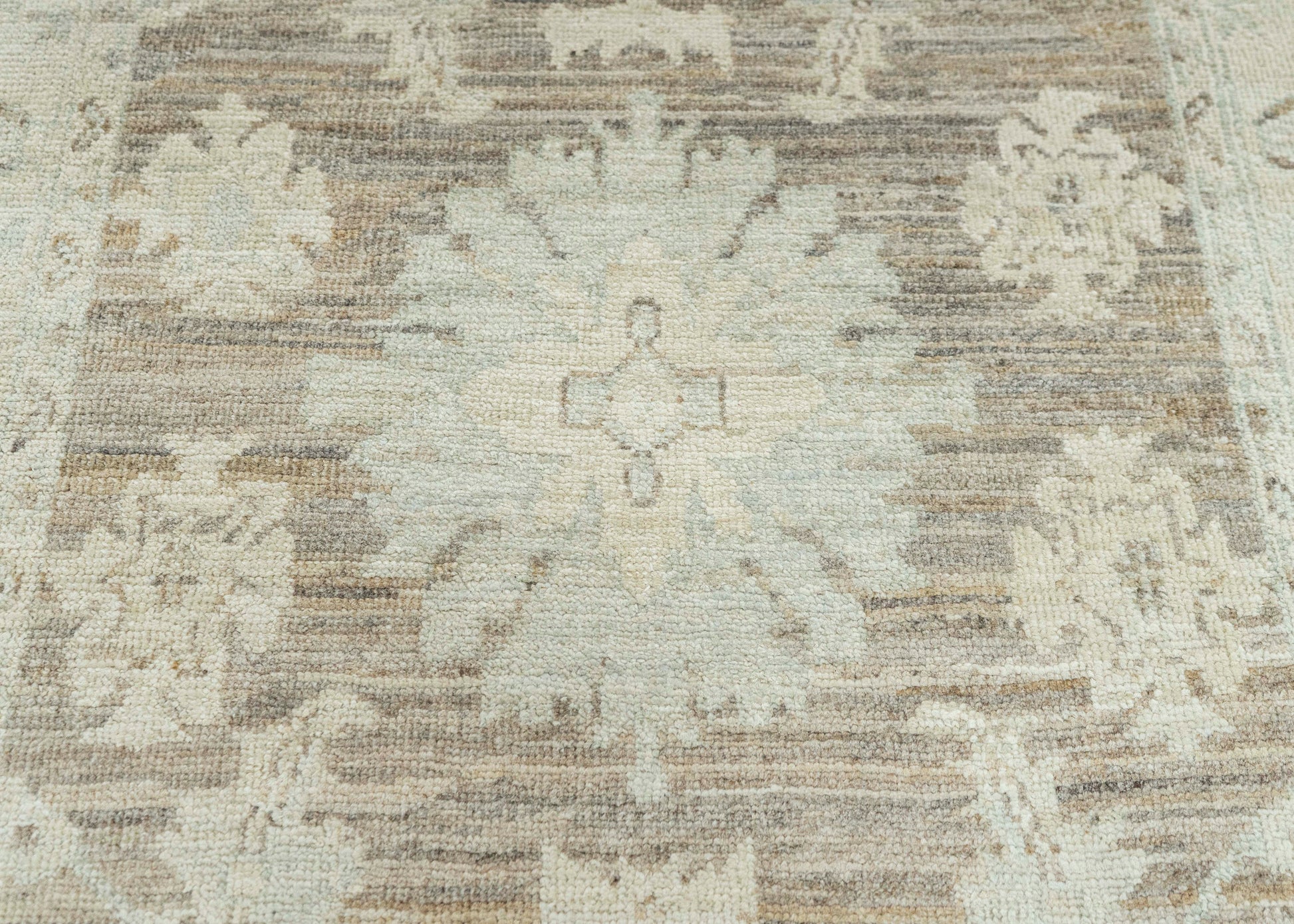 Oushak Rug 3'2"x 4'11" #22715