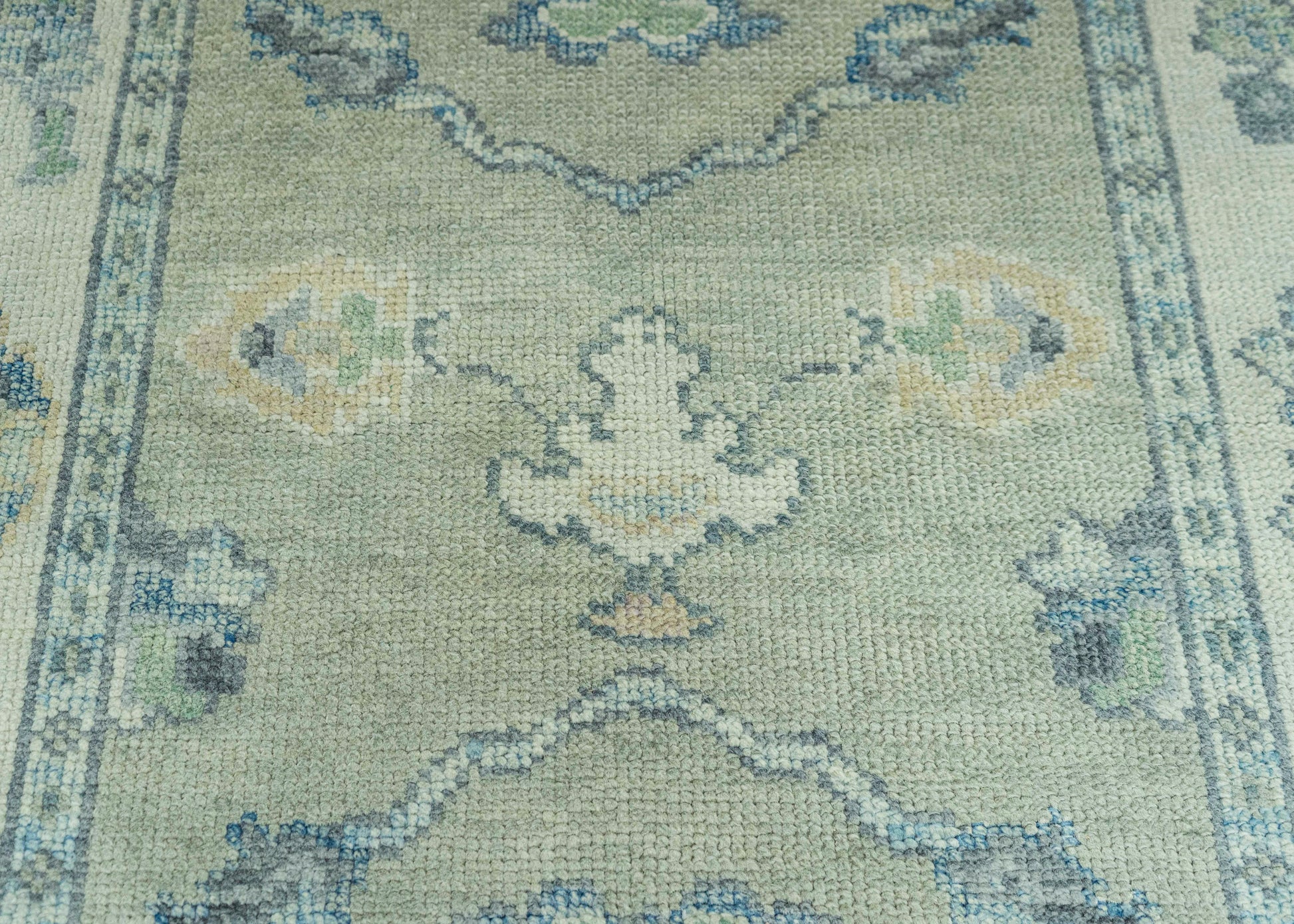 Turkish Oushak Rug 4'x 6' #19172