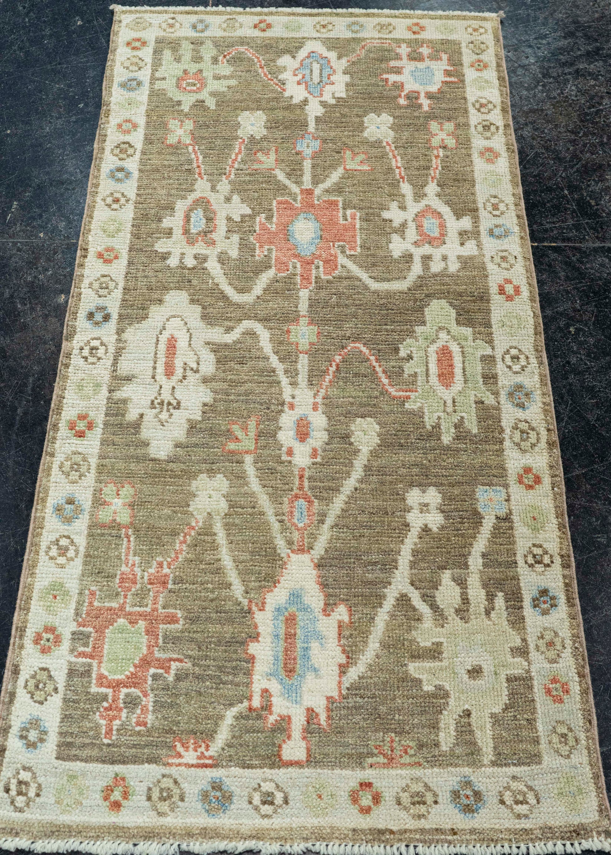 Oushak Rug 2' x 4'3" #22832