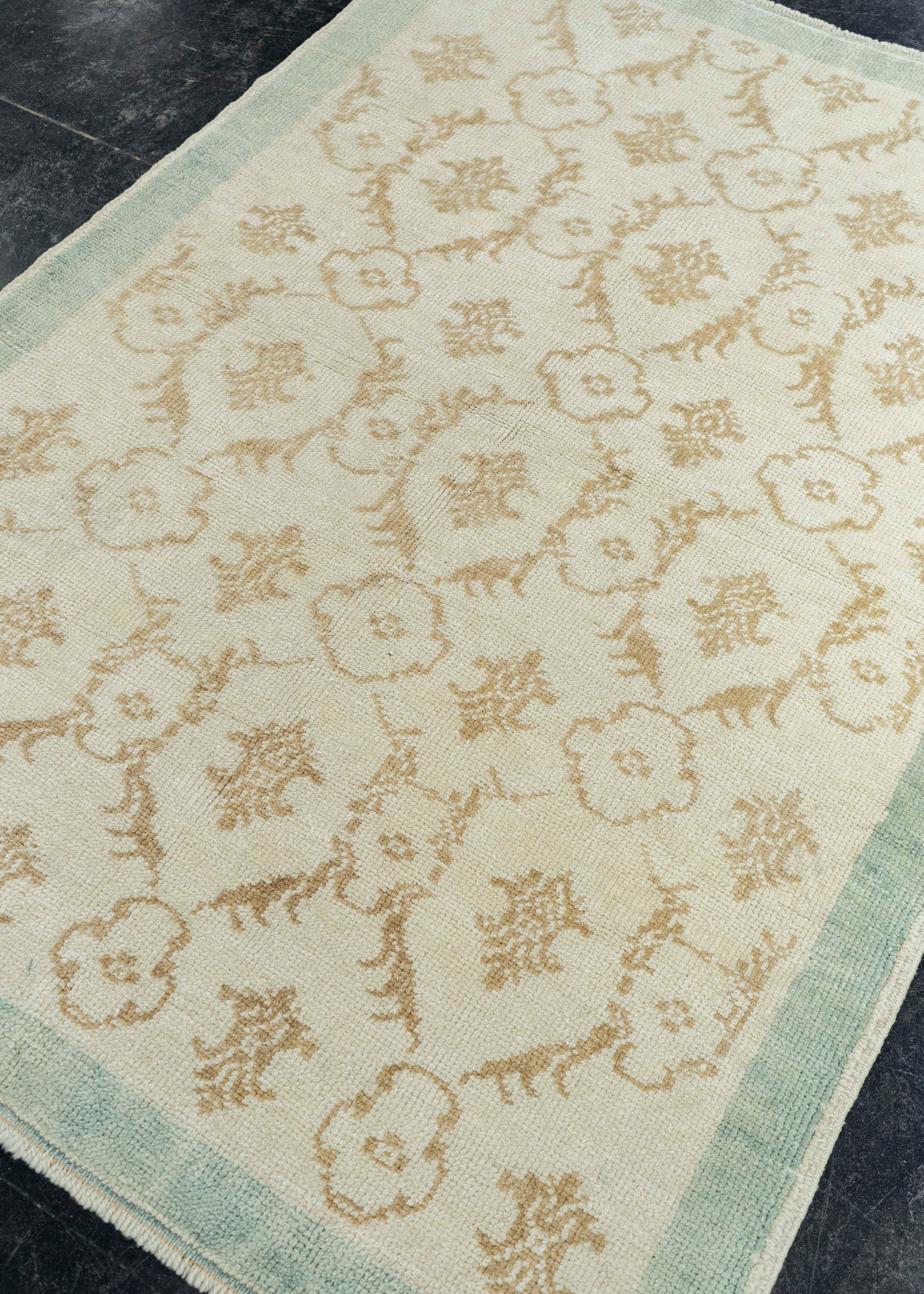 Turkish Vintage Rug  3'7" x 5'1" #22802