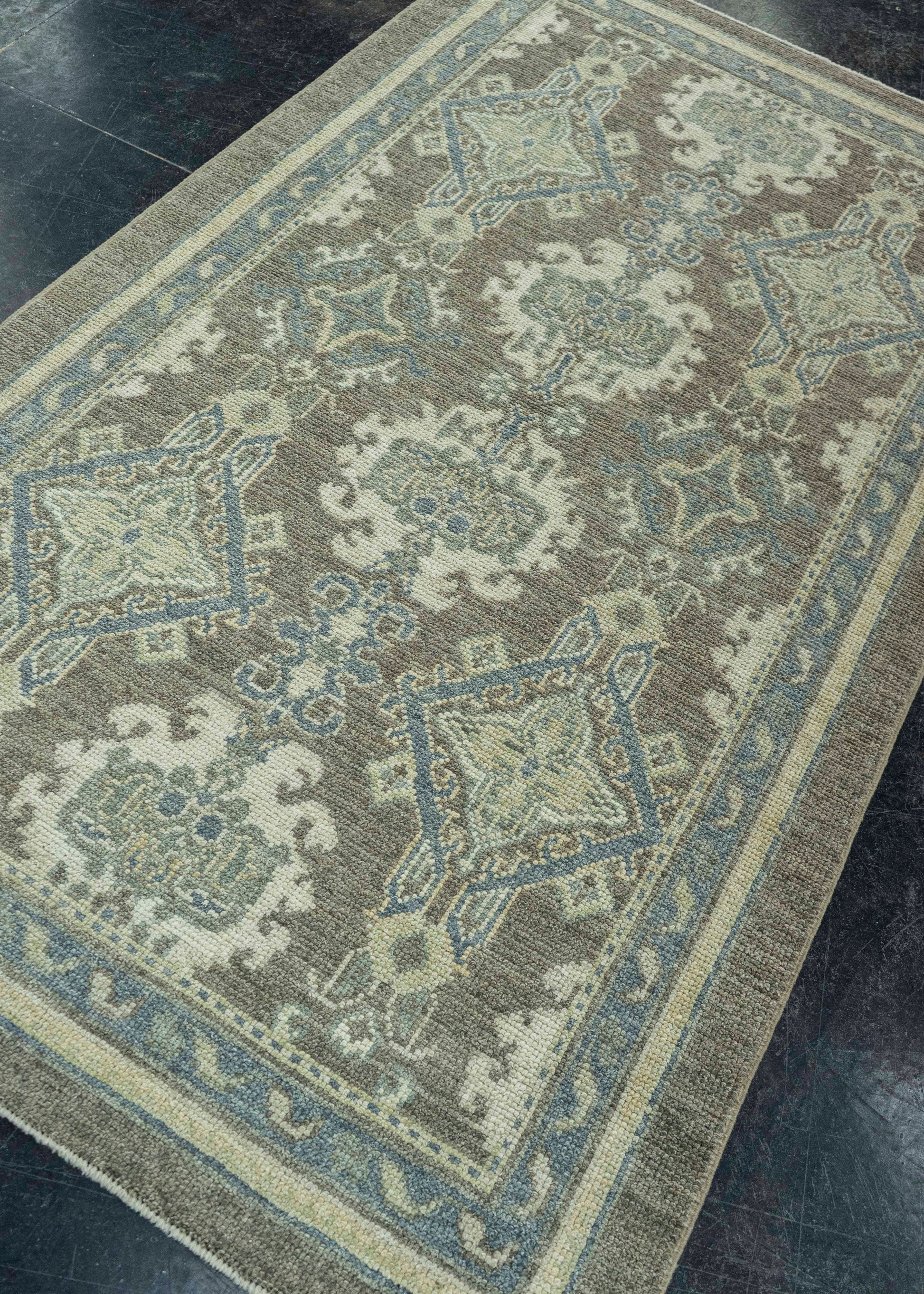 Turkish Oushak Rug 4' x 6'10" #19244