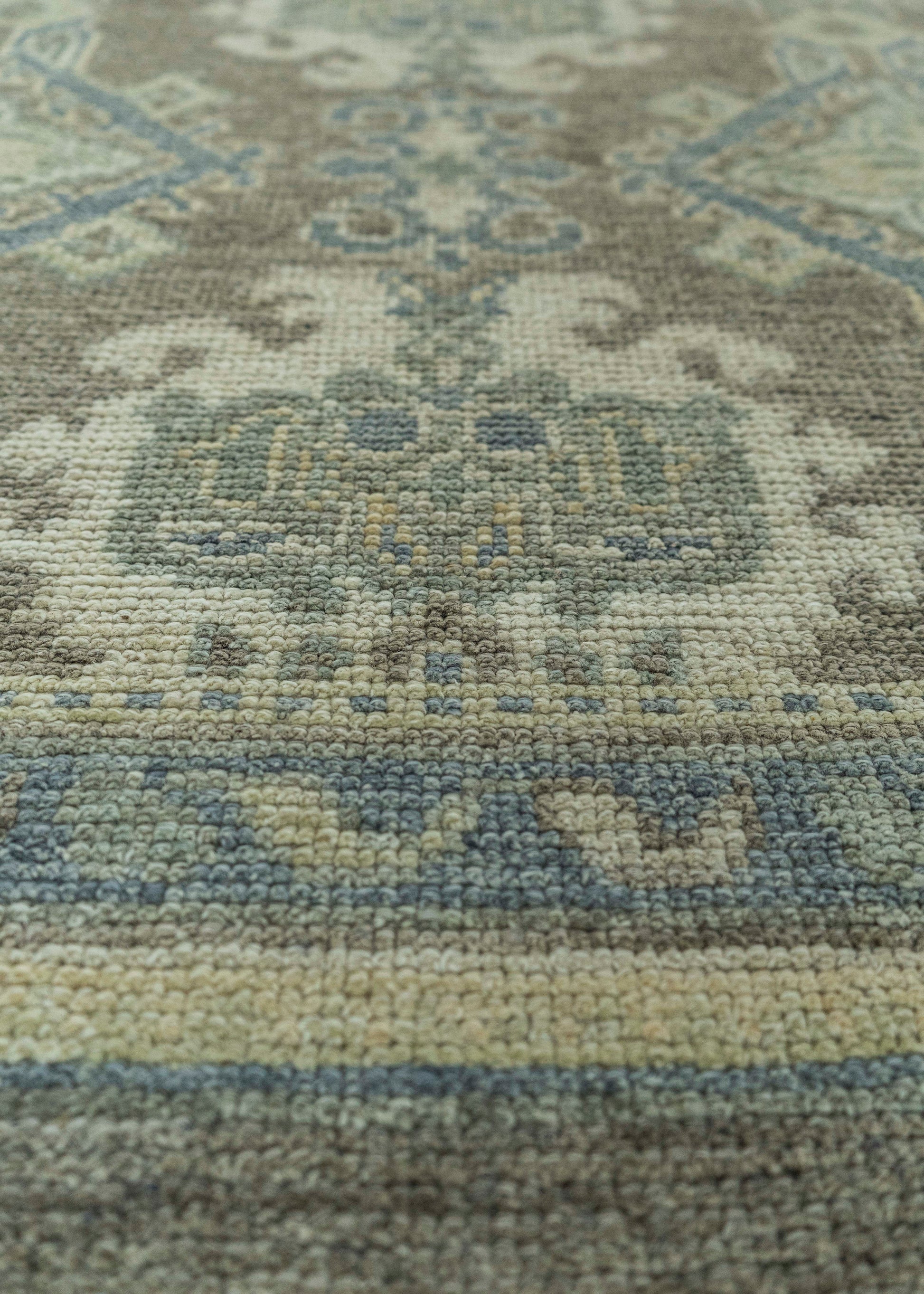 Turkish Oushak Rug 4' x 6'10" #19244