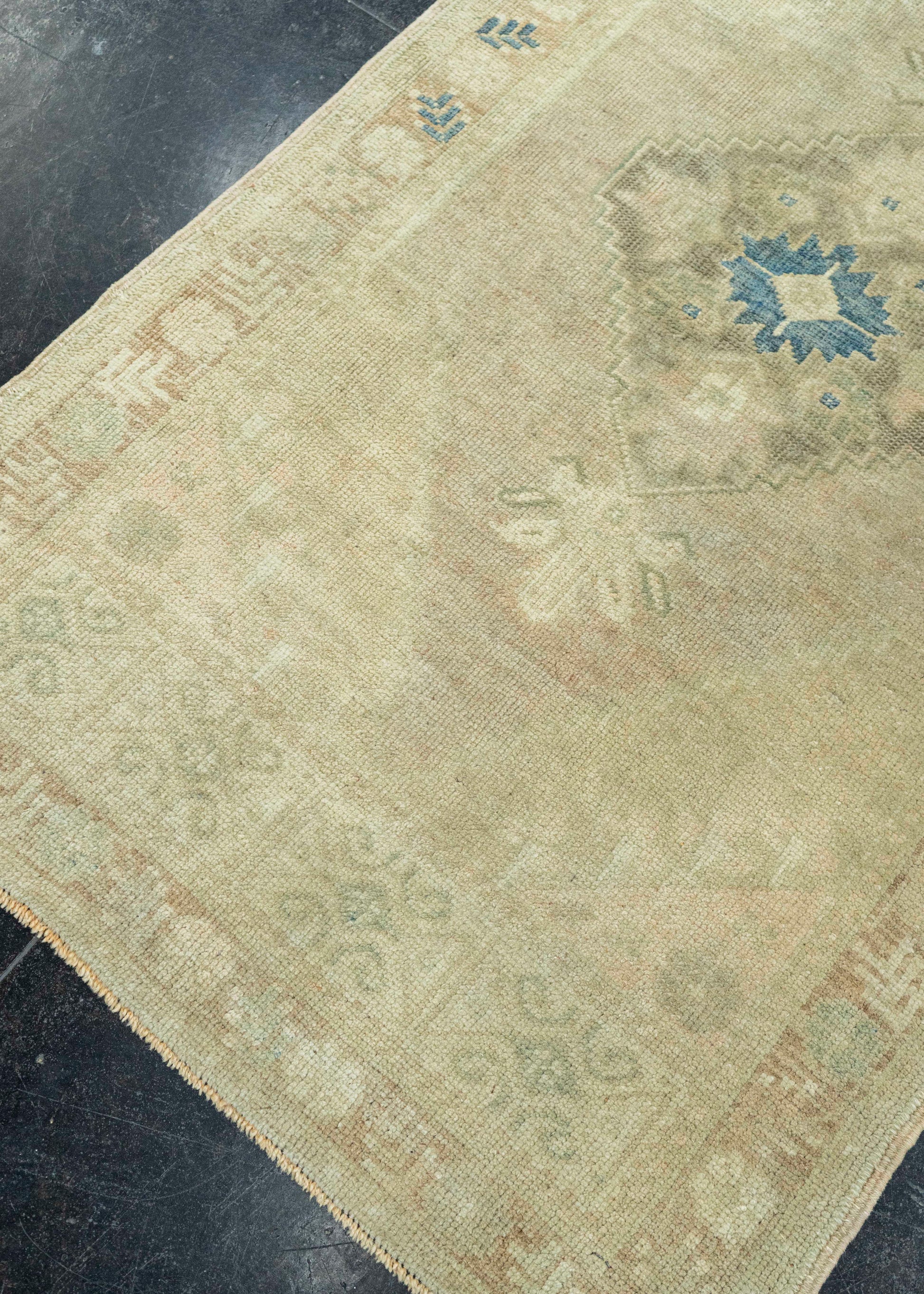 Turkish Anatolian Rug 2'5" x 3'10" #22252