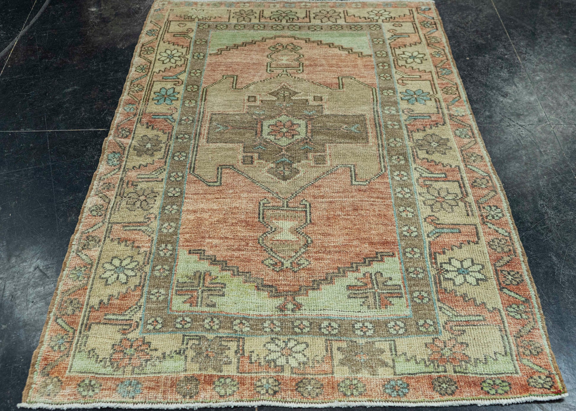 Turkish Vintage Rug 3'9" x 5'4" #20787