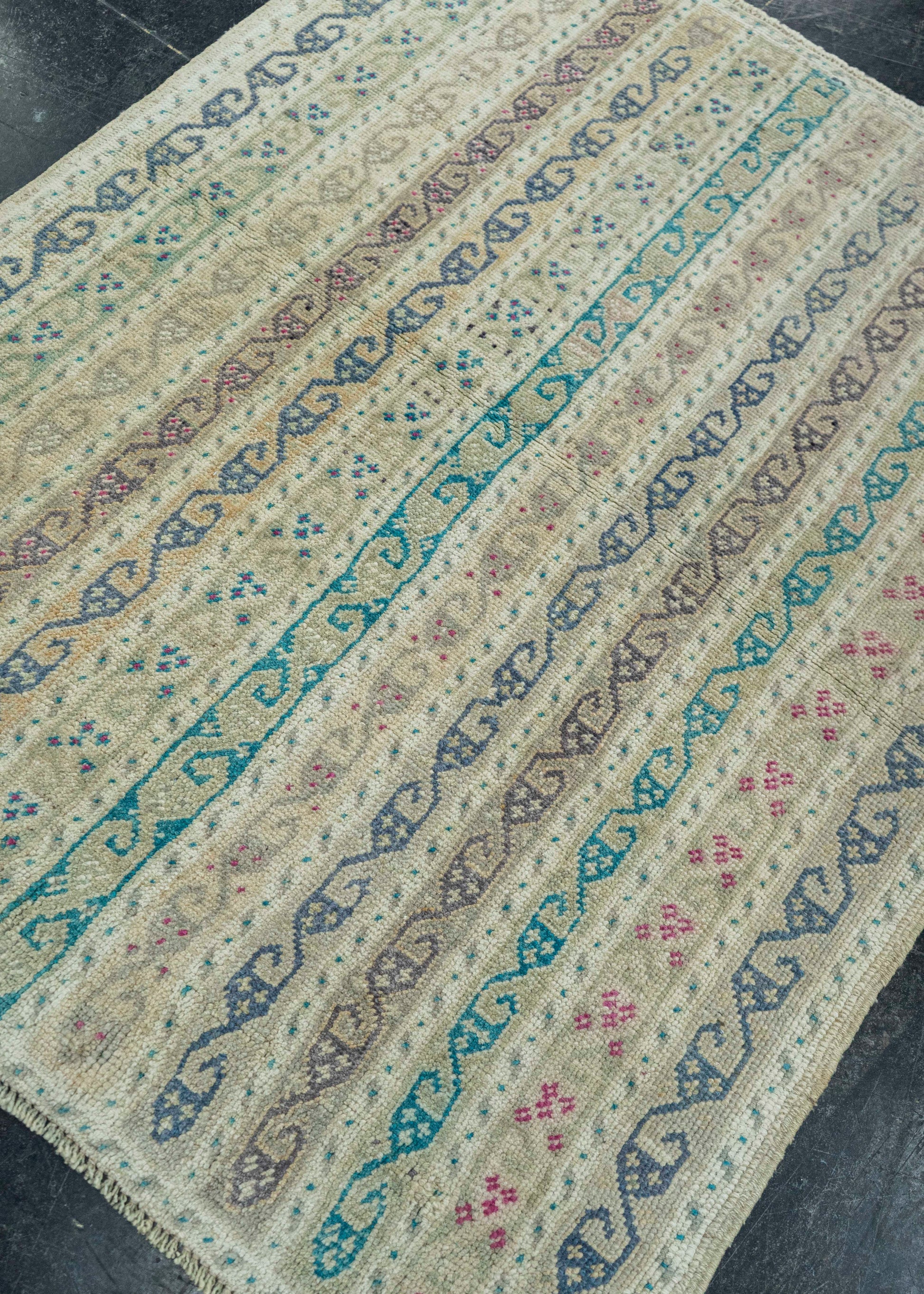Turkish Vintage Rug 3'2" x 4' #20795