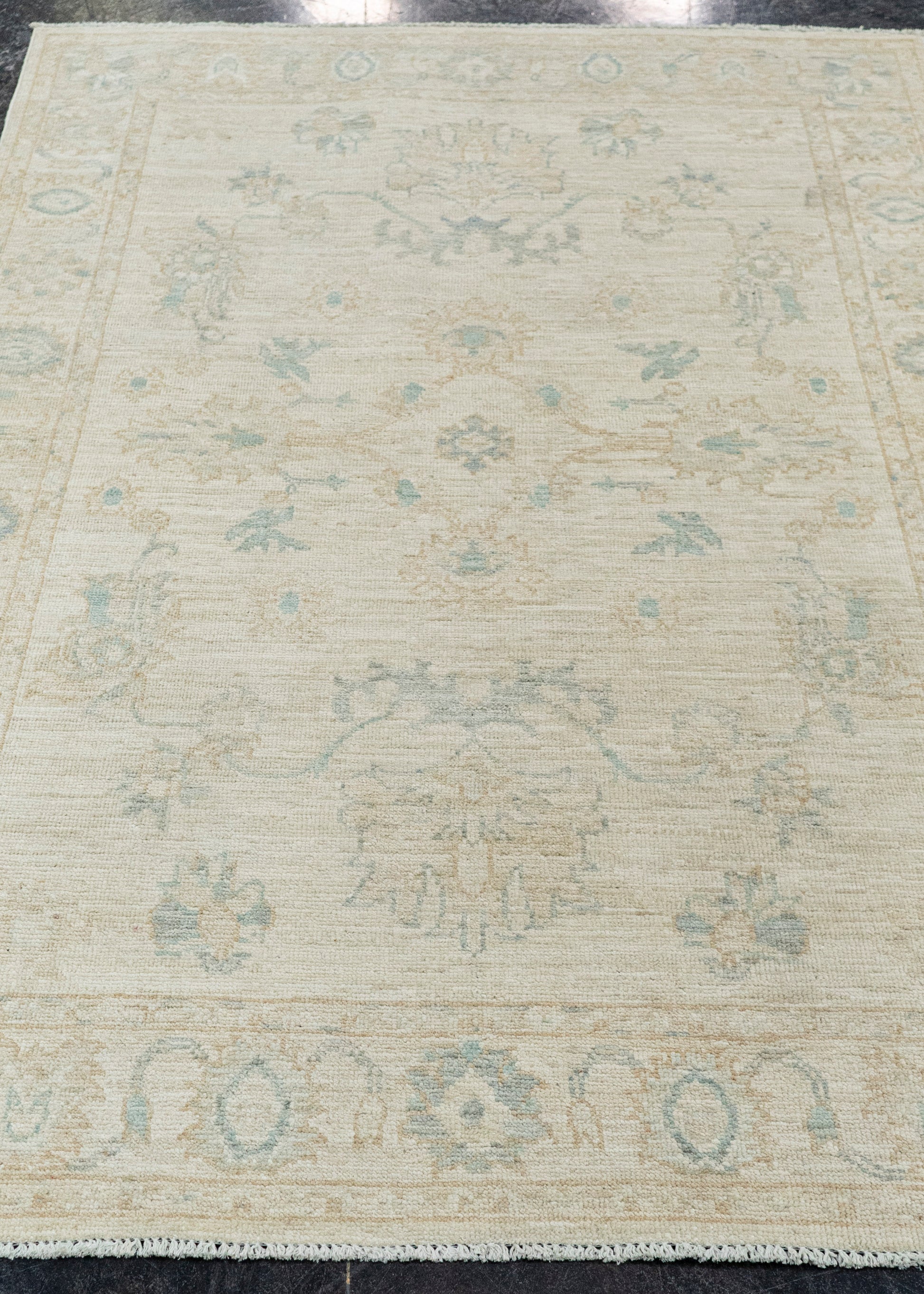 Oushak Rug 4'0" x 5'11" #22726