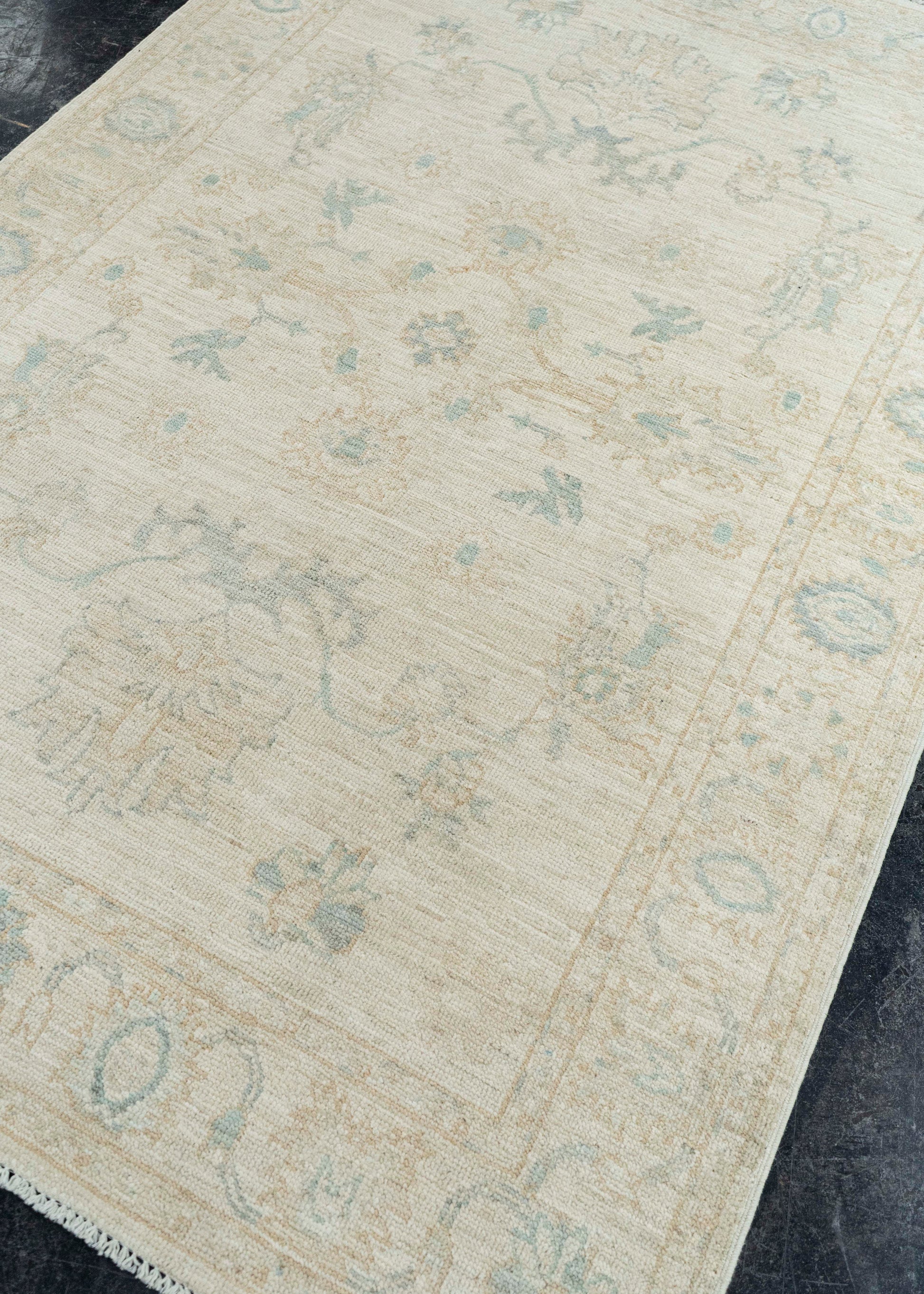 Oushak Rug 4'0" x 5'11" #22726