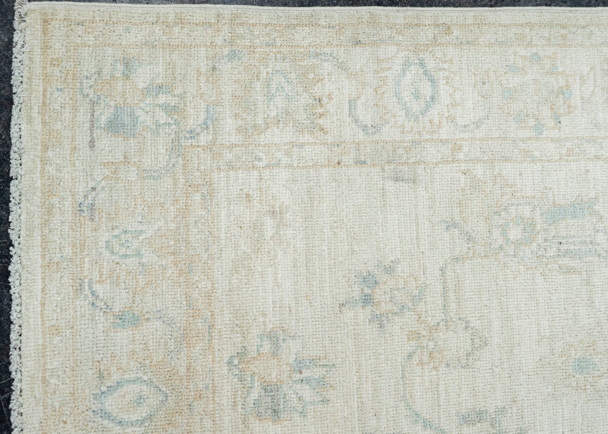 Oushak Rug 4'0" x 5'11" #22726