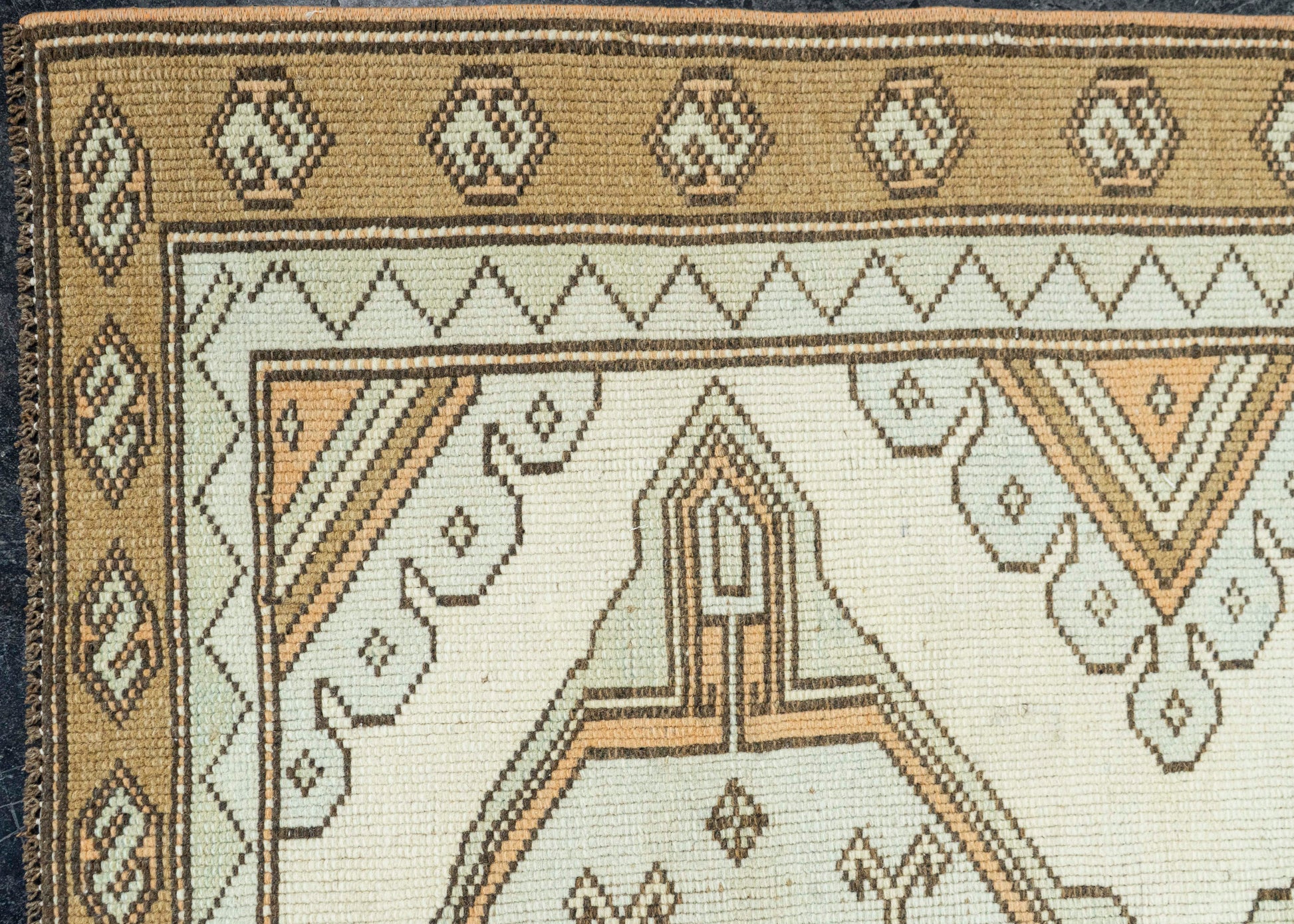 Vıntage Rug 4'0" x 6'0" #22758