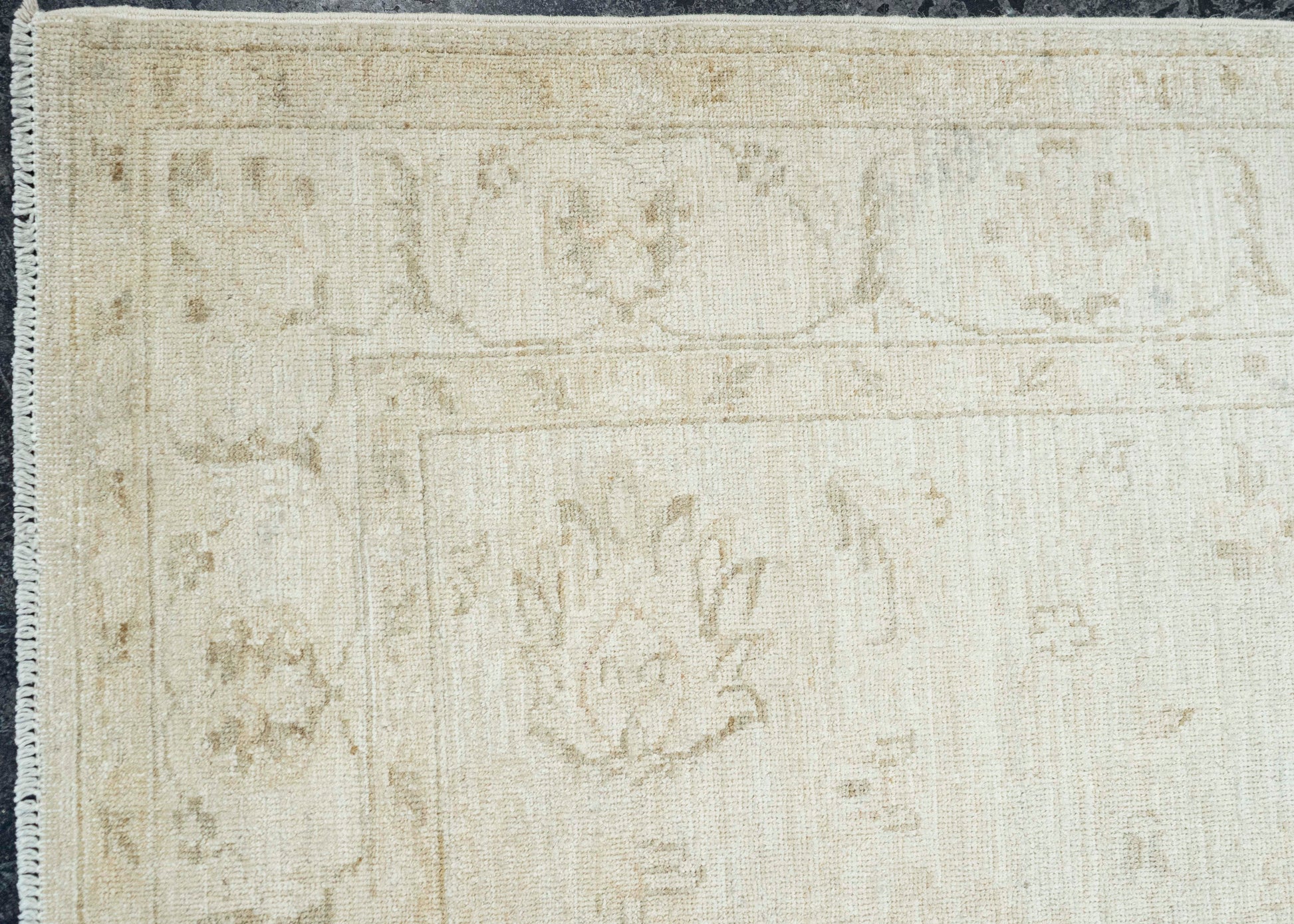 Oushak Rug 4'2" x 5'11" #22701