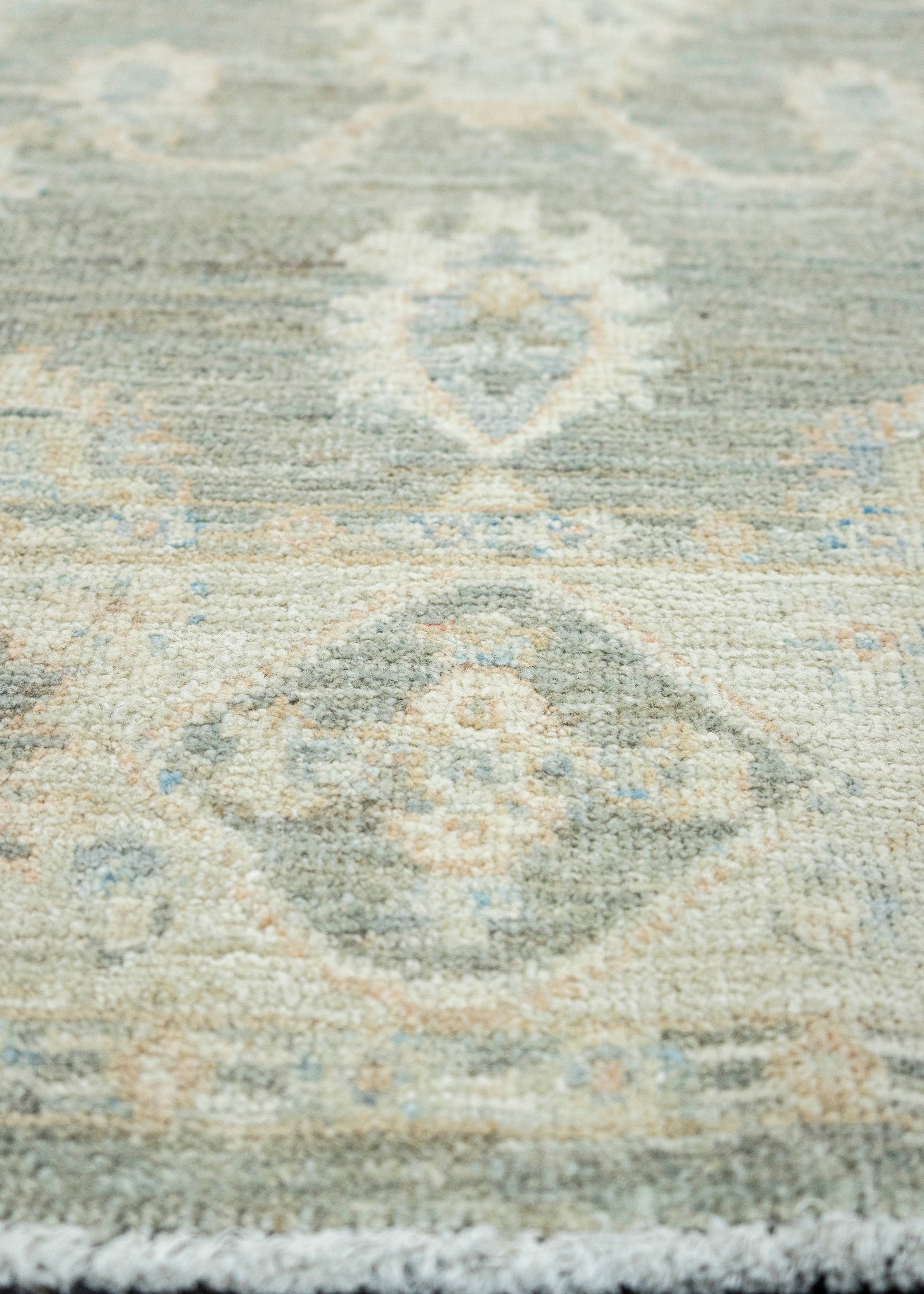 Turkish Oushak Rug 3'9" x 5'9" #22748