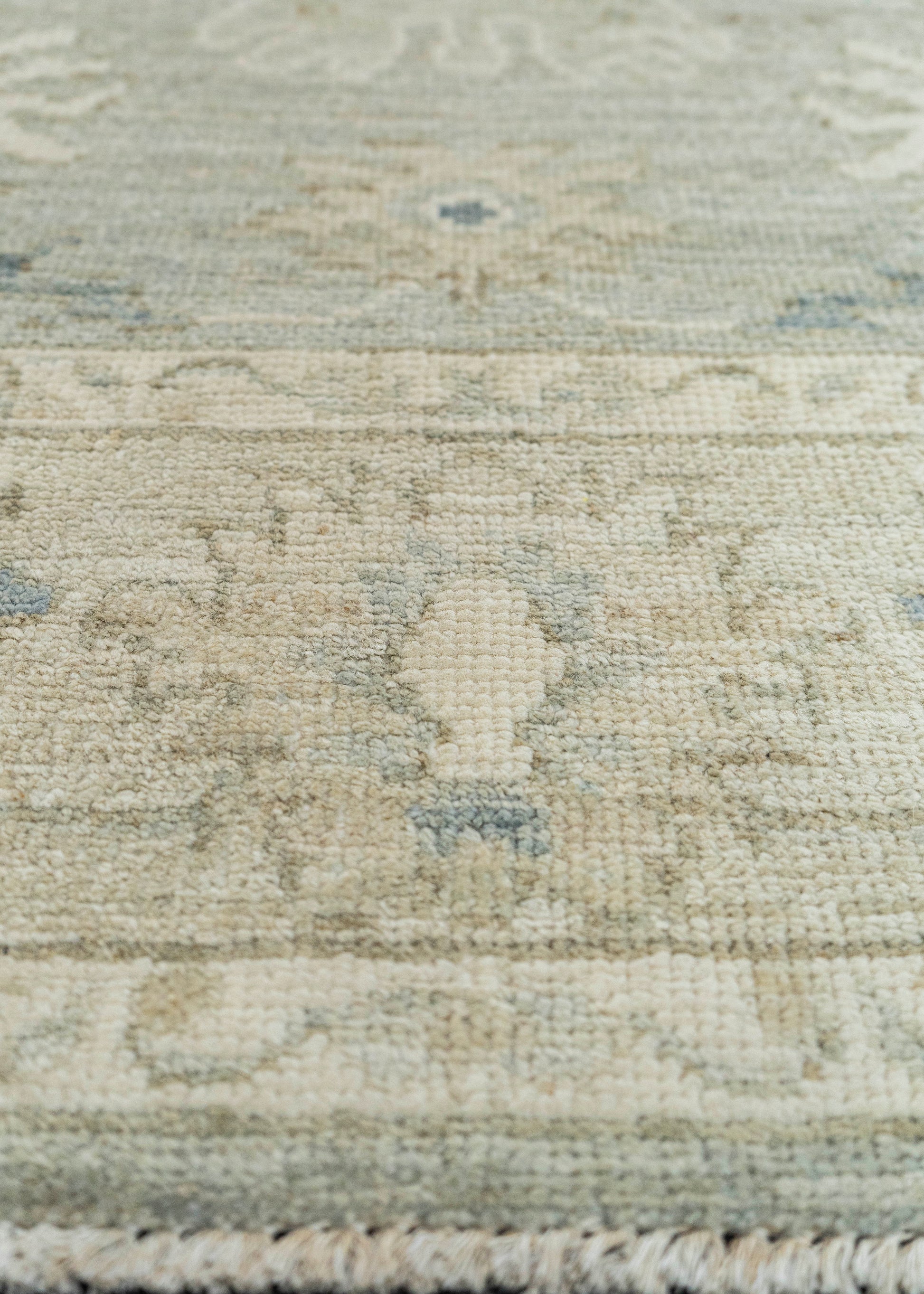 Oushak Rug 4'0" x 6'1" #22749
