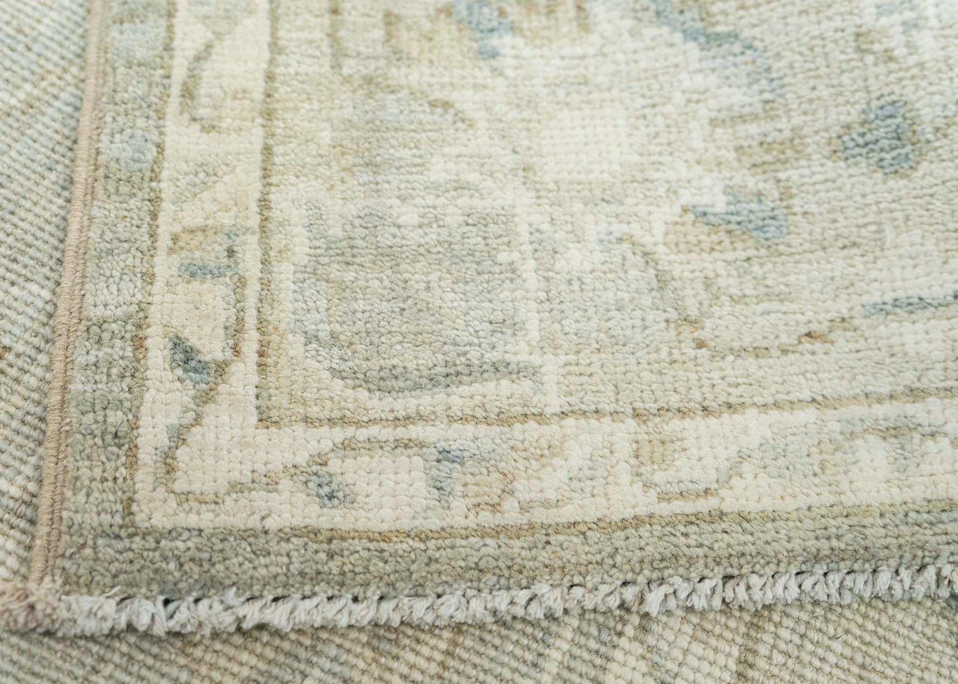 Oushak Rug 4'0" x 6'1" #22749