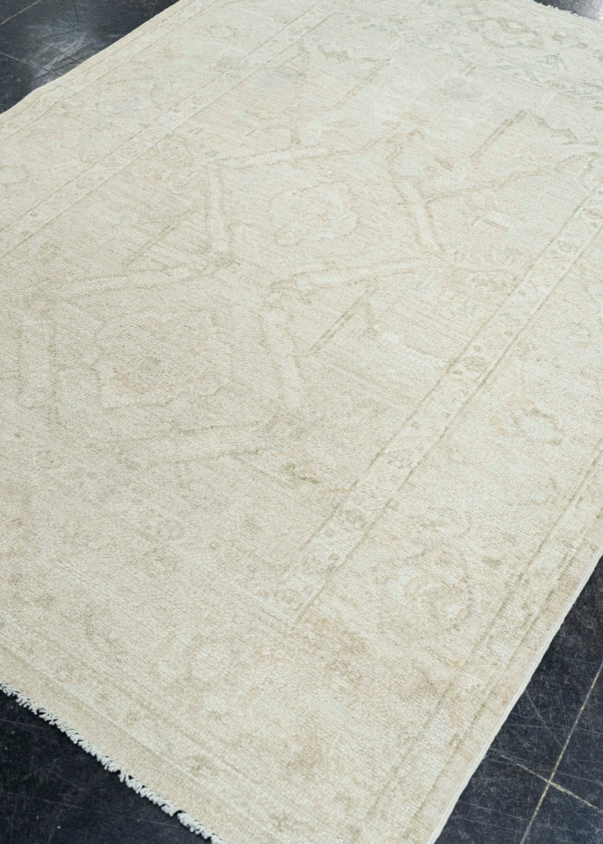 Oushak Rug 5'0" x 6'9" #22708