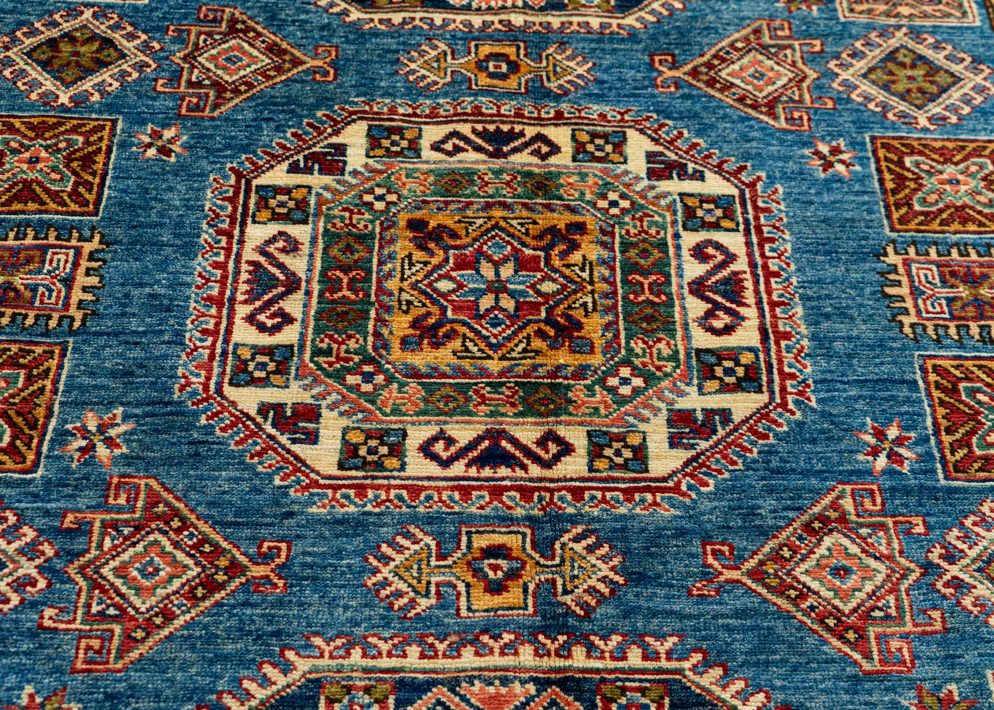 Oriental Handmade Rug  5'2" x 6'10" #22858
