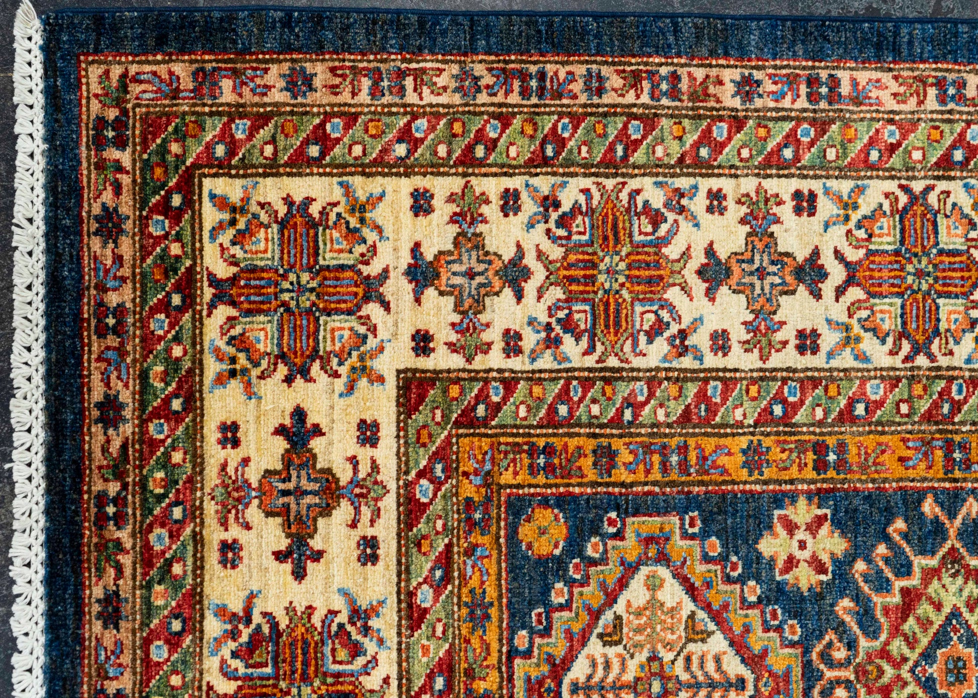 Oriental Handmade Rug  5'7" x 7'7" #22876