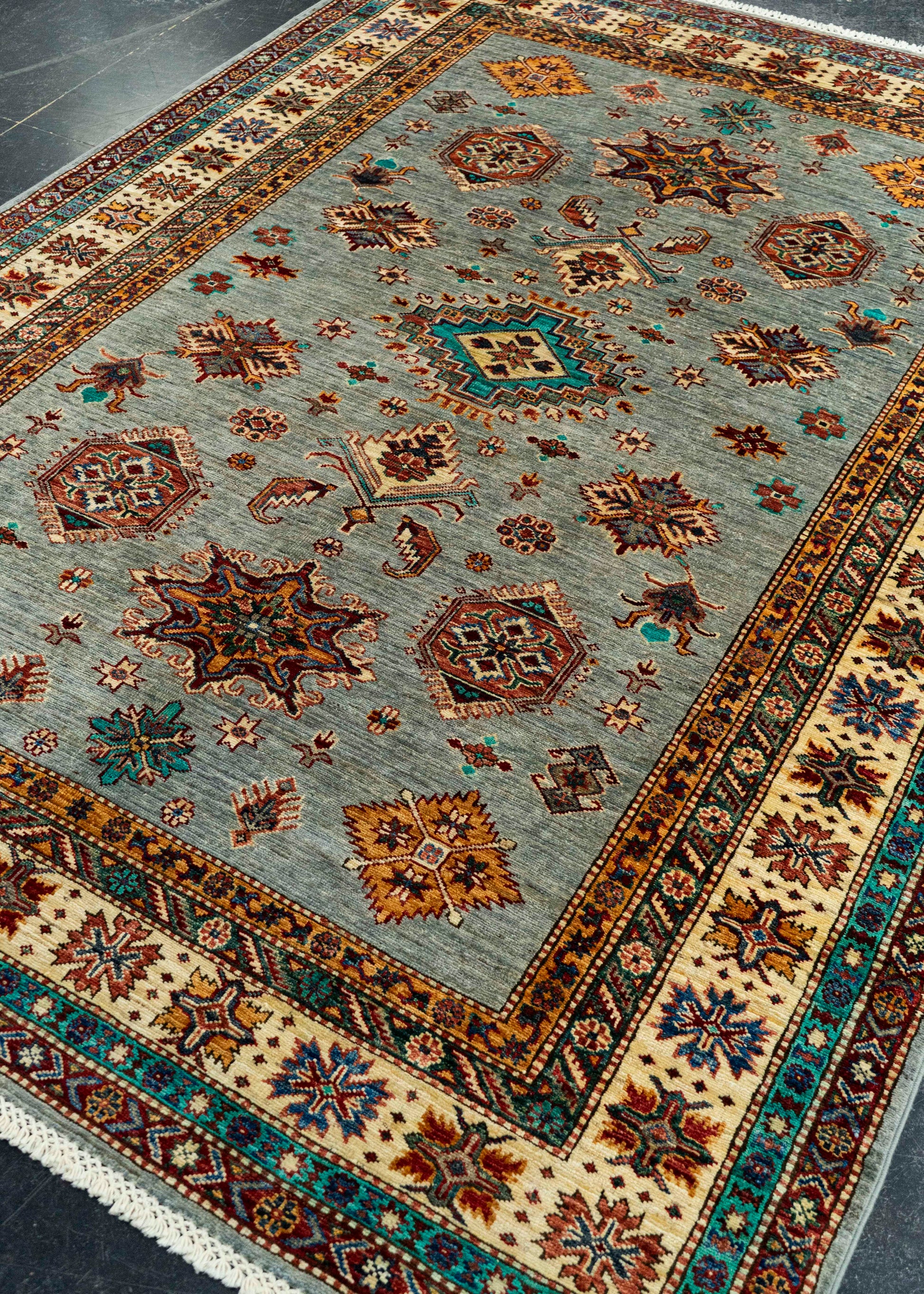 Oriental Handmade Rug  5'9" x 7'11" #22879