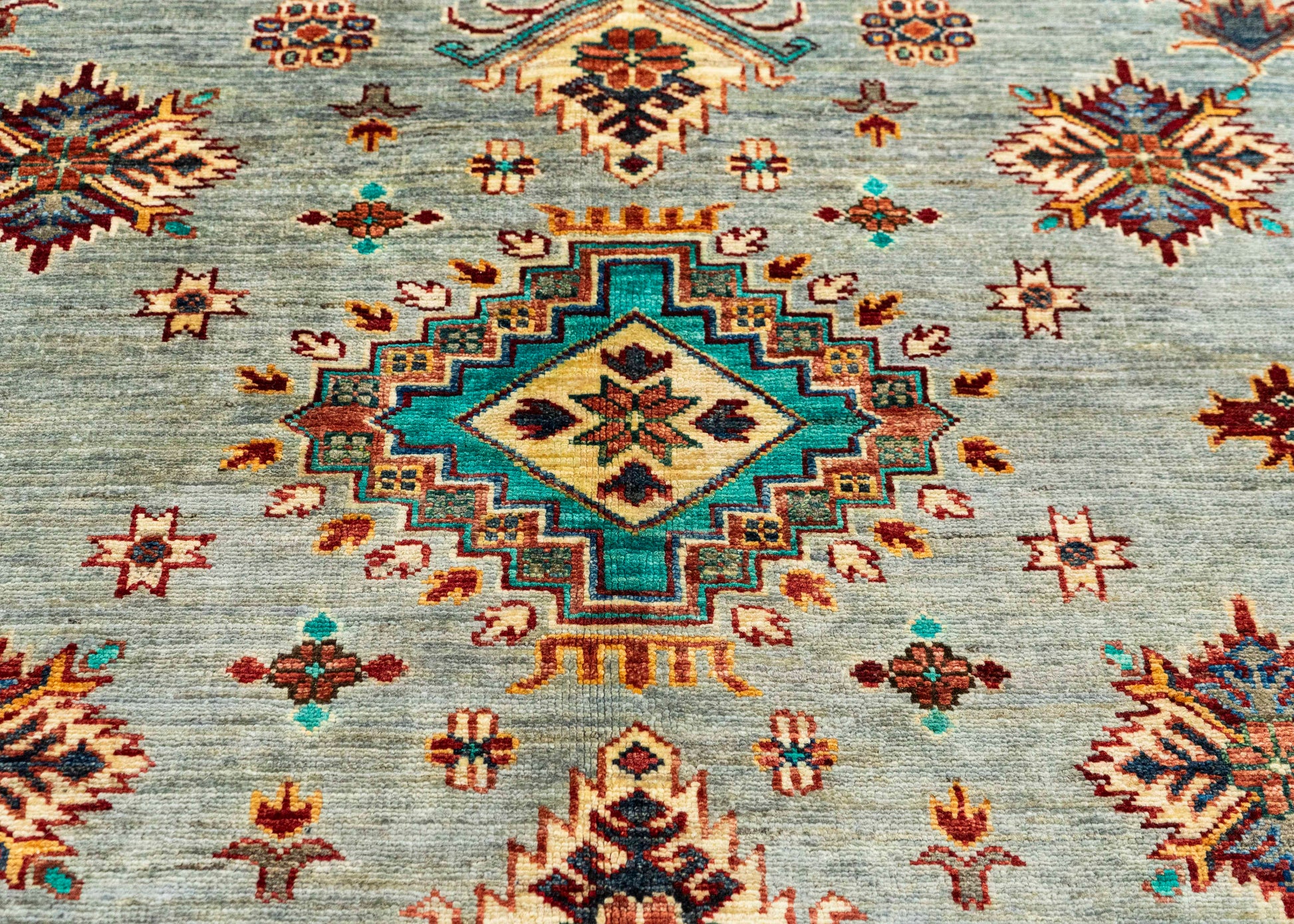 Oriental Handmade Rug  5'9" x 7'11" #22879