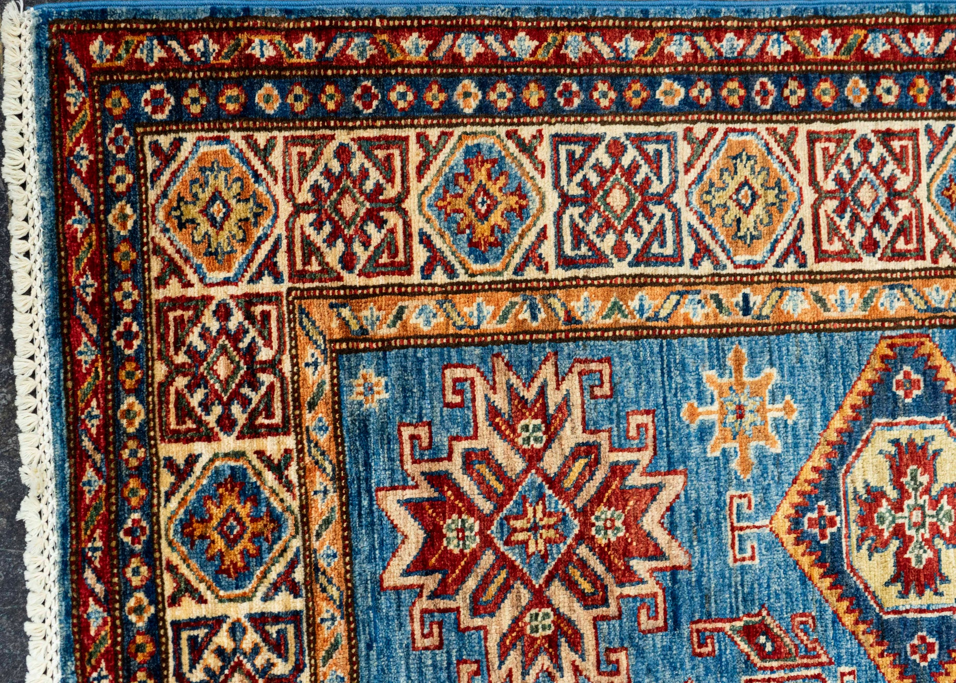 Oriental Handmade Rug  5'2" x 6'9" #22888