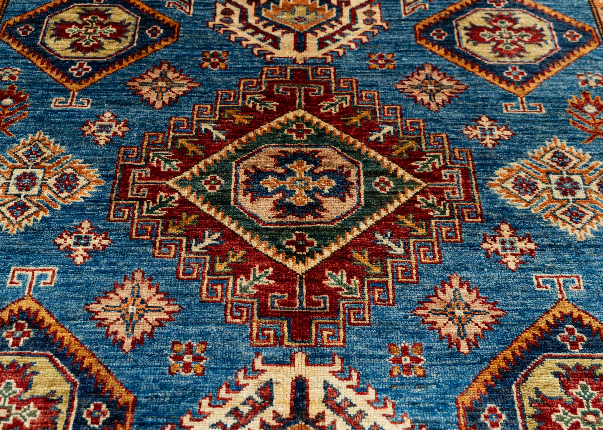 Oriental Handmade Rug  5'2" x 6'9" #22888
