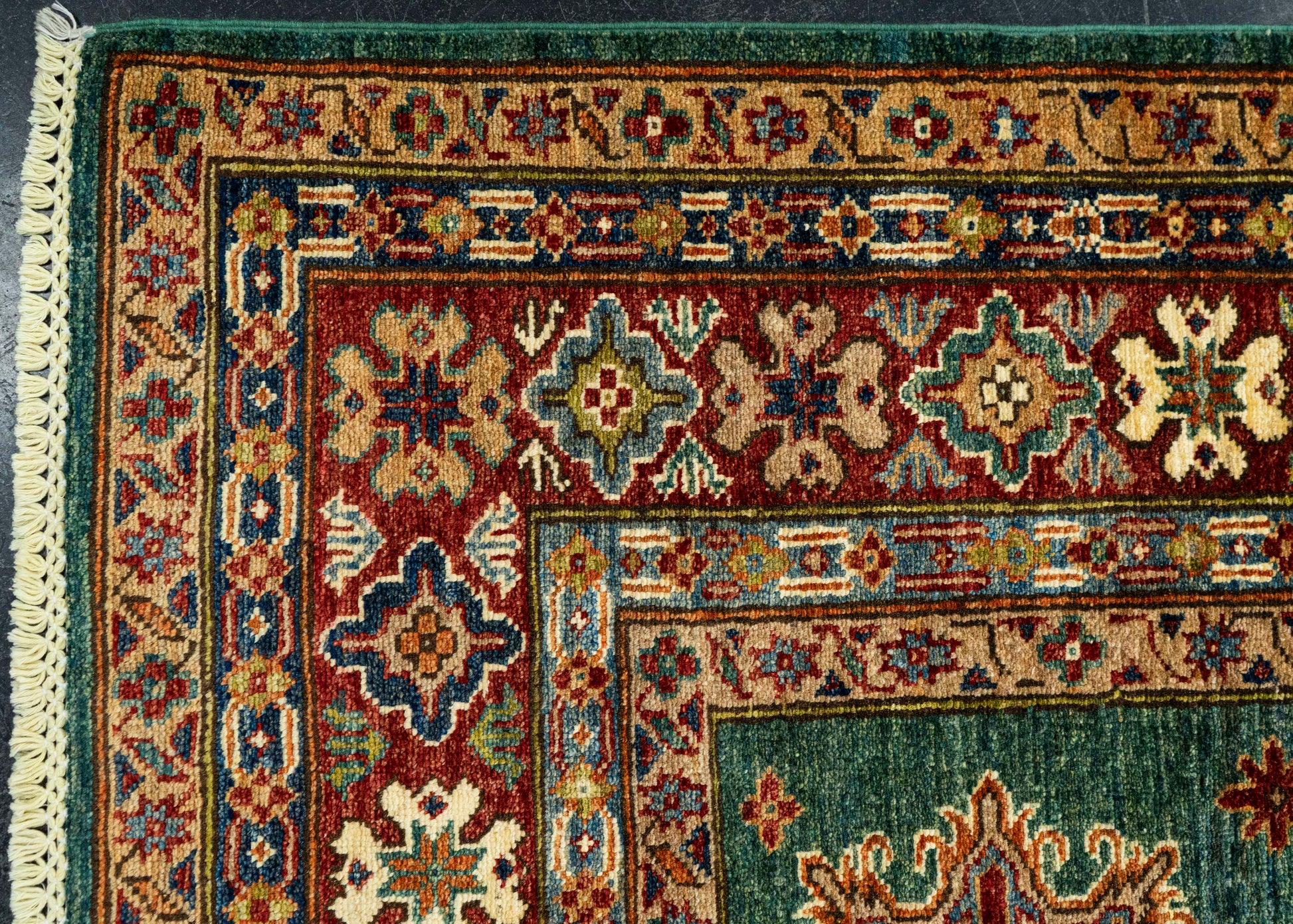 Oriental Handmade Rug  6' x 9' #22859