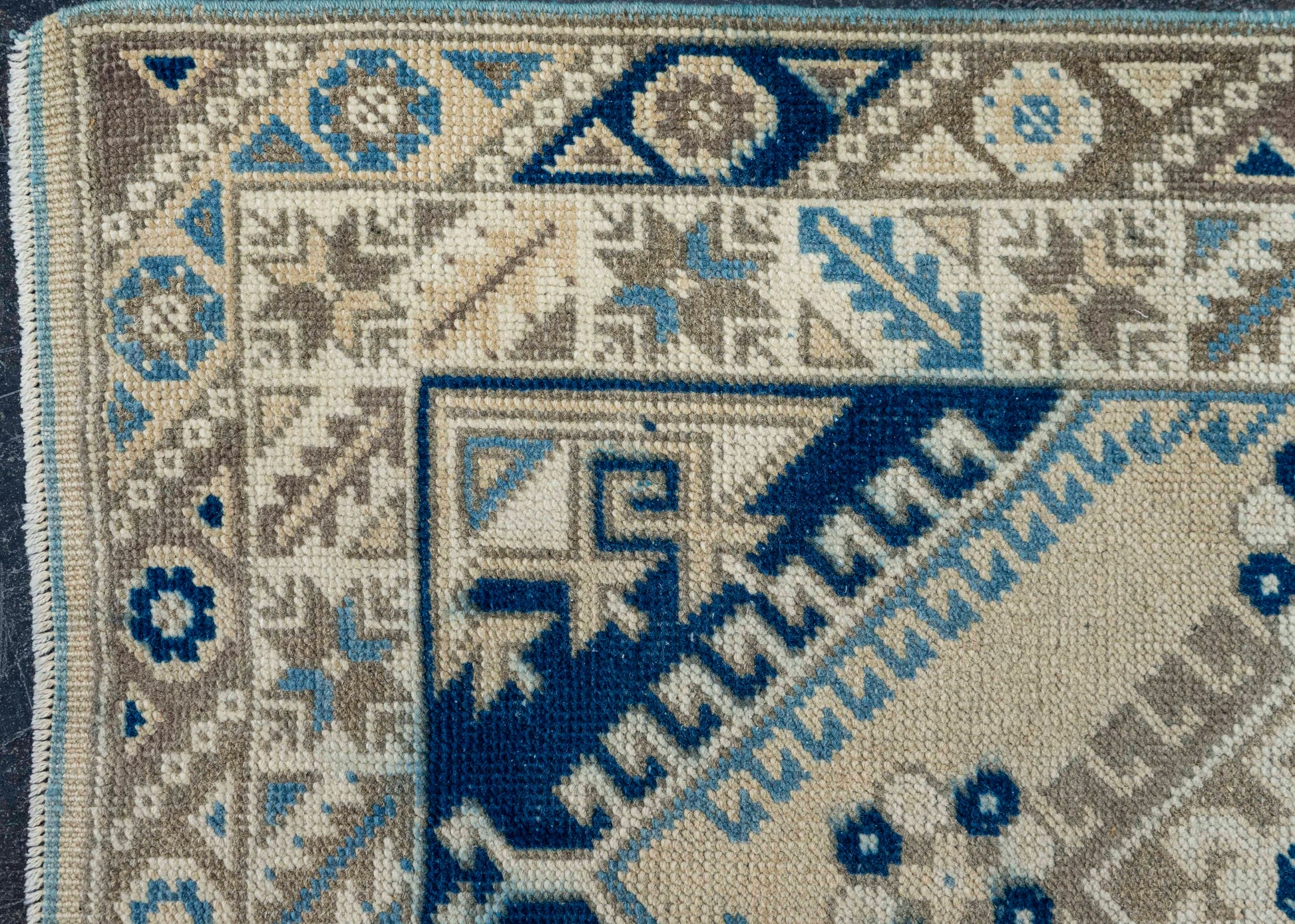 Turkish Vintage Rug 2'7" x 6'3" #20700