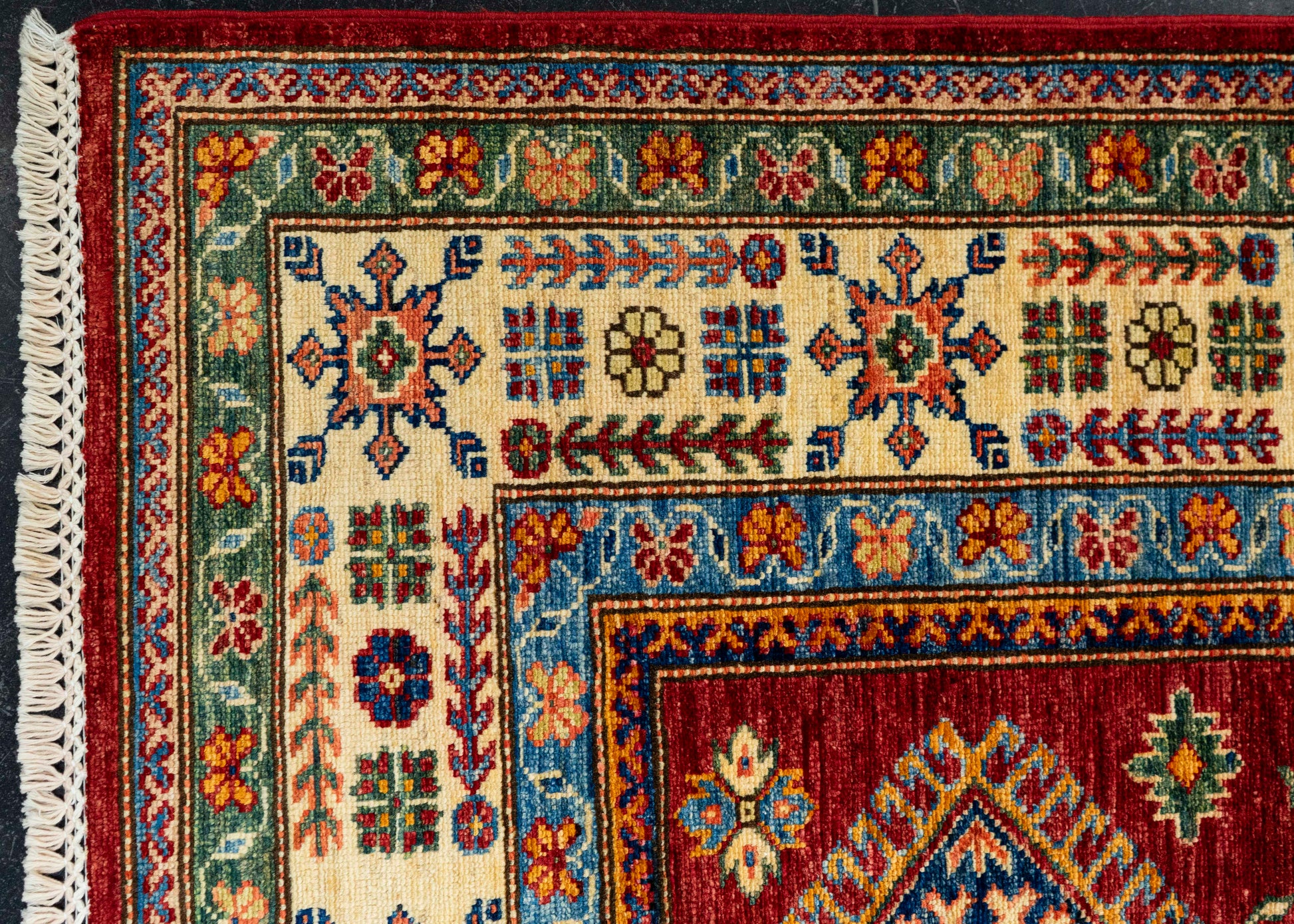Oriental Handmade Rug  5'9" x 8'1" #22863
