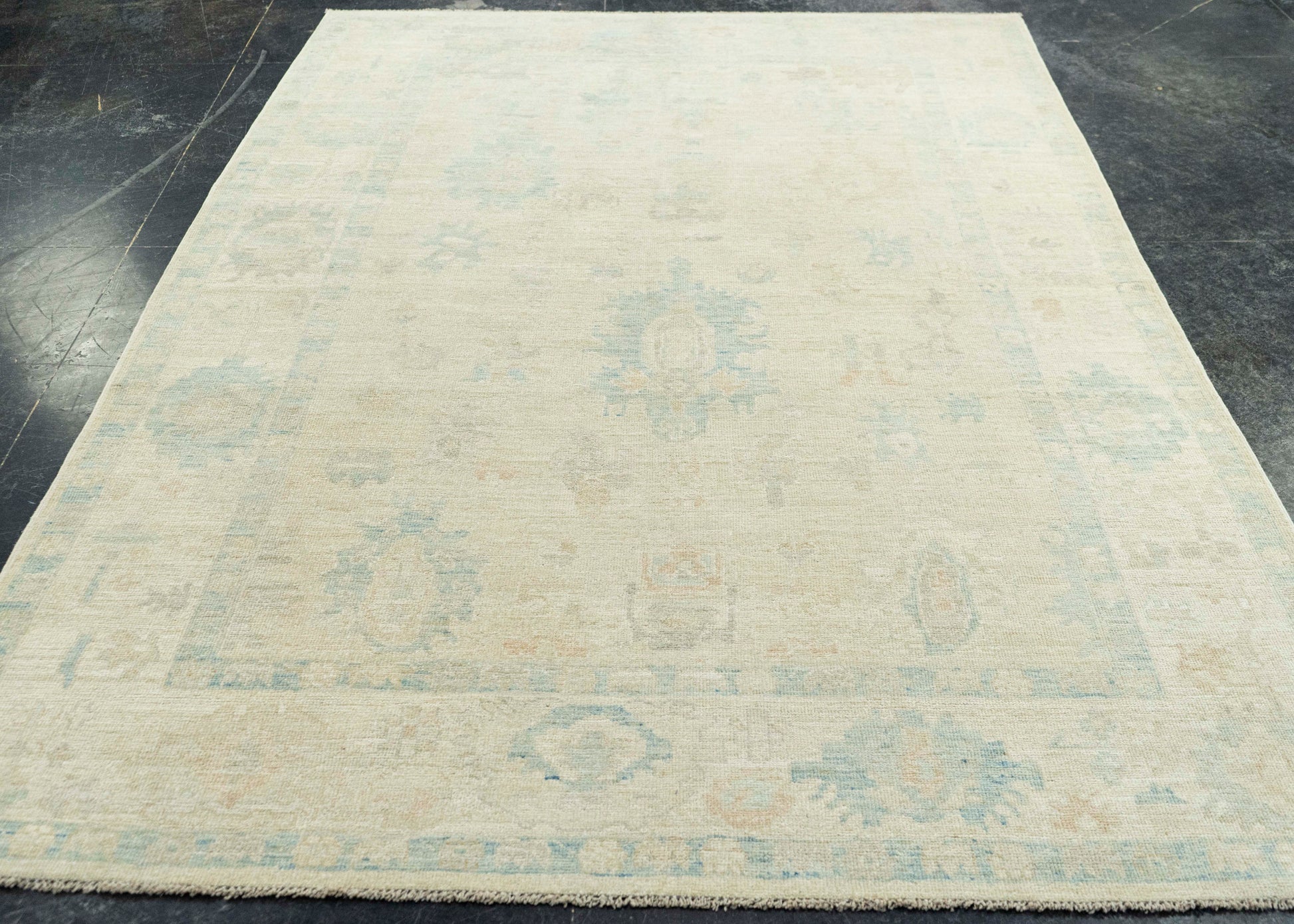 Oushak Rug 6'1" x 8'10" #22691
