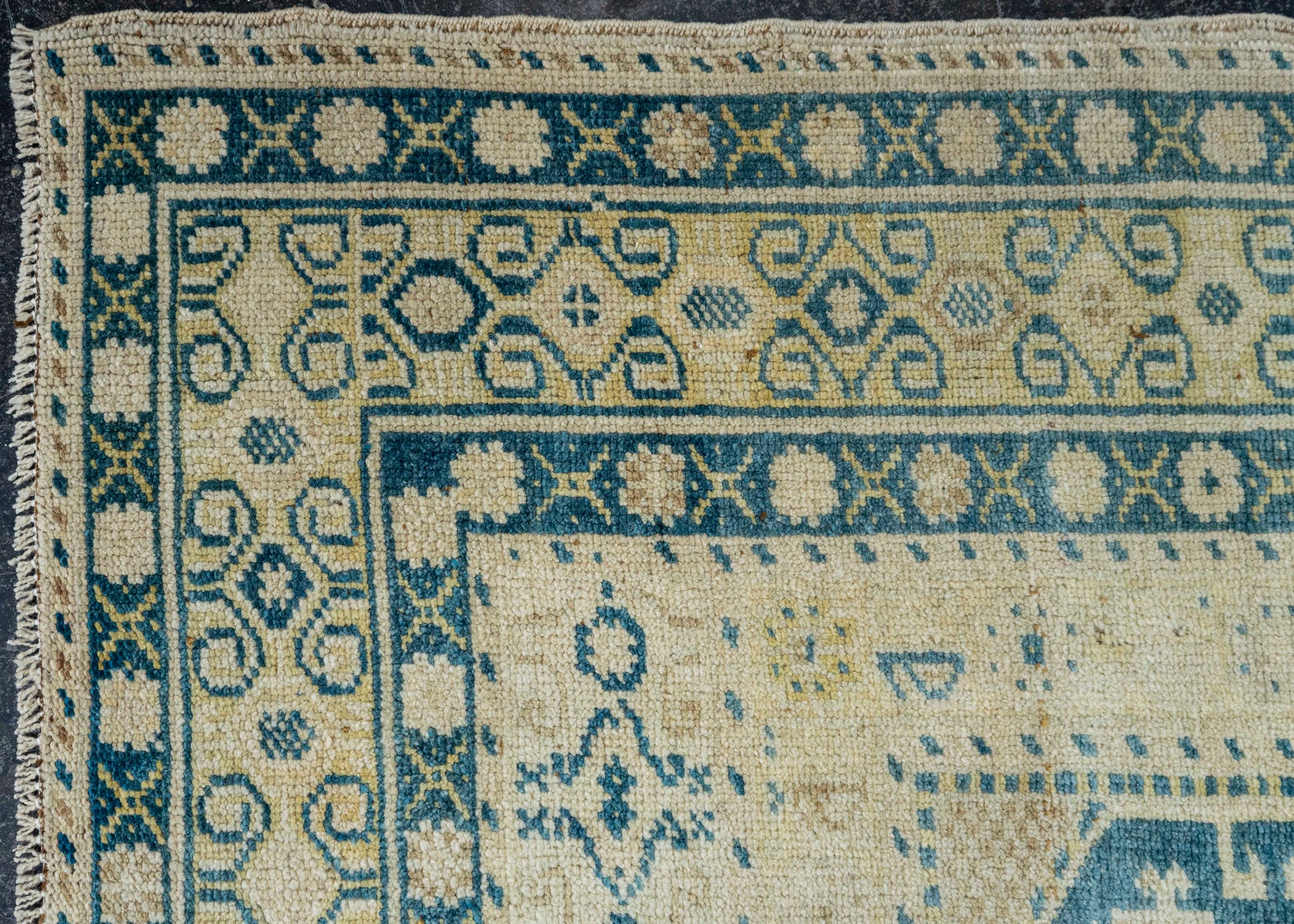 Turkish Vintage Rug 3'6" x 6'4" #20835