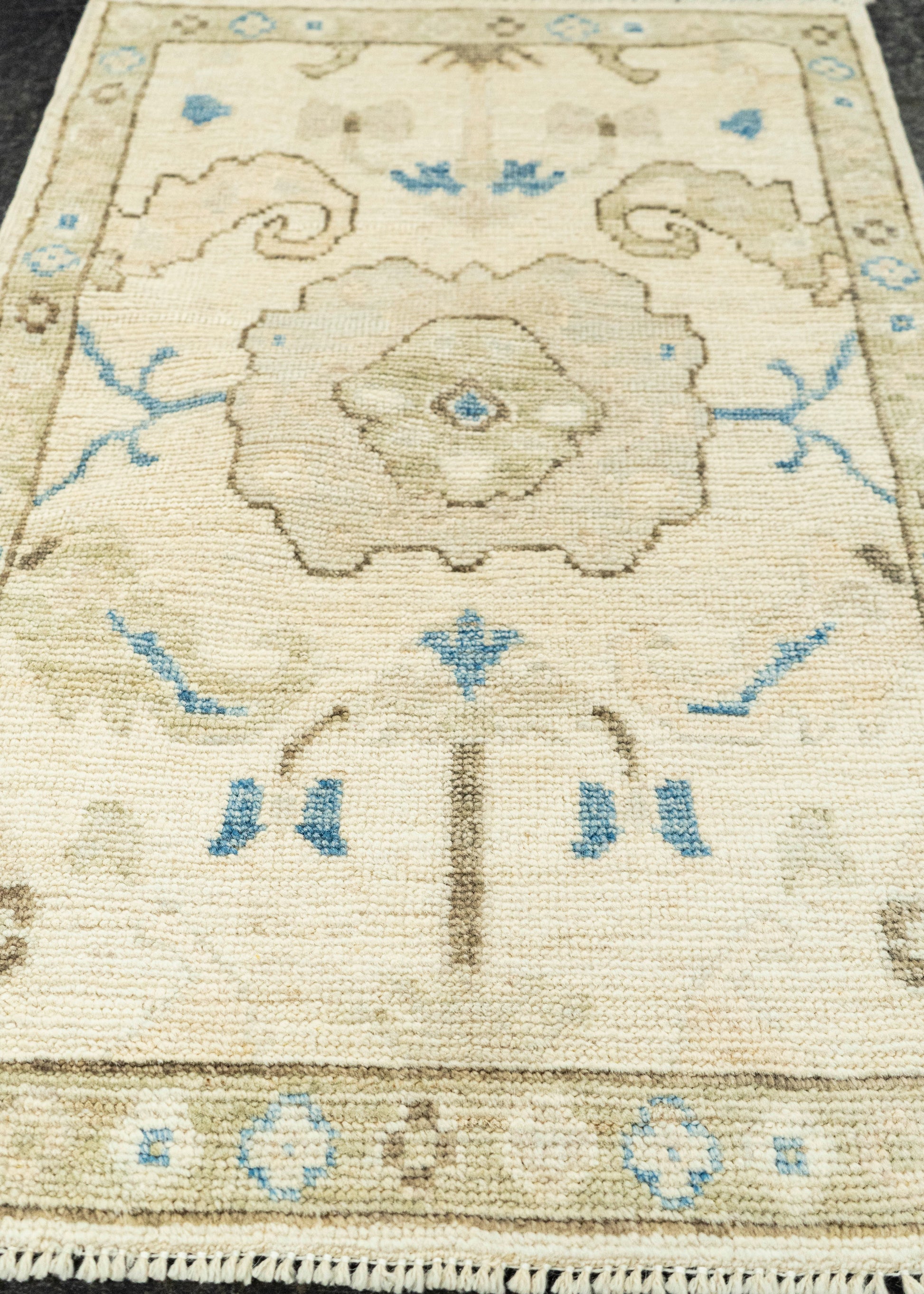 Oushak Rug 1'11" x 2'11" #23622