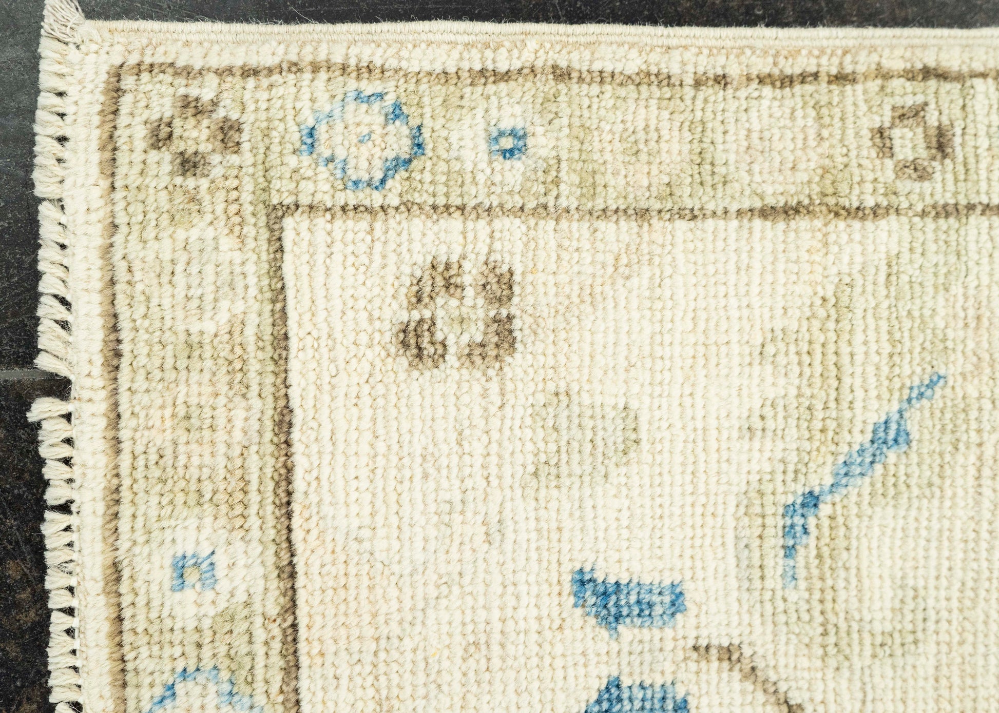 Oushak Rug 1'11" x 2'11" #23622