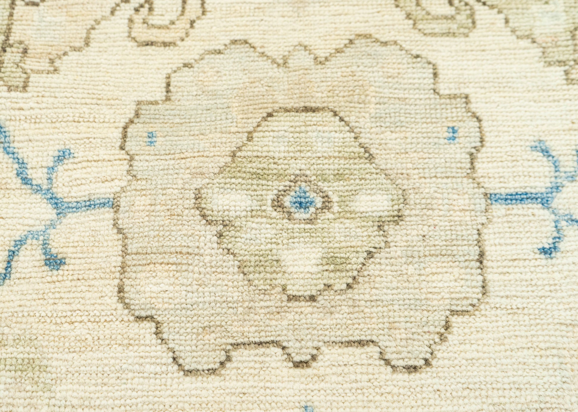Oushak Rug 1'11" x 2'11" #23622