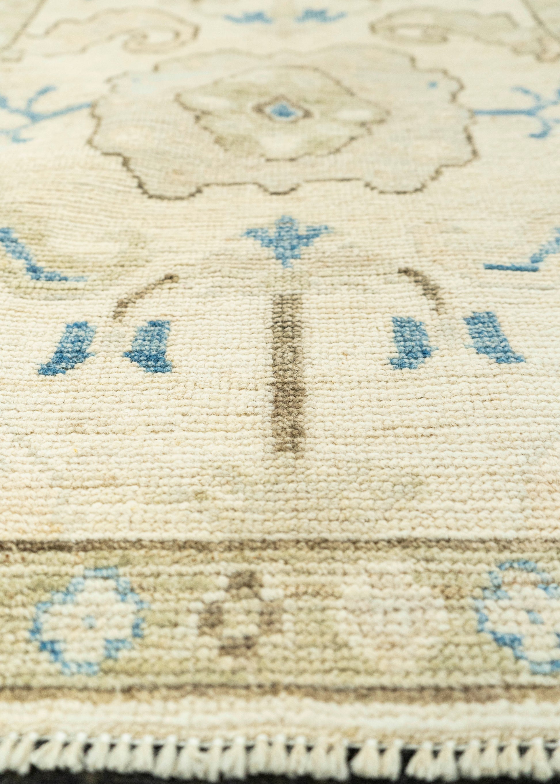 Oushak Rug 1'11" x 2'11" #23622