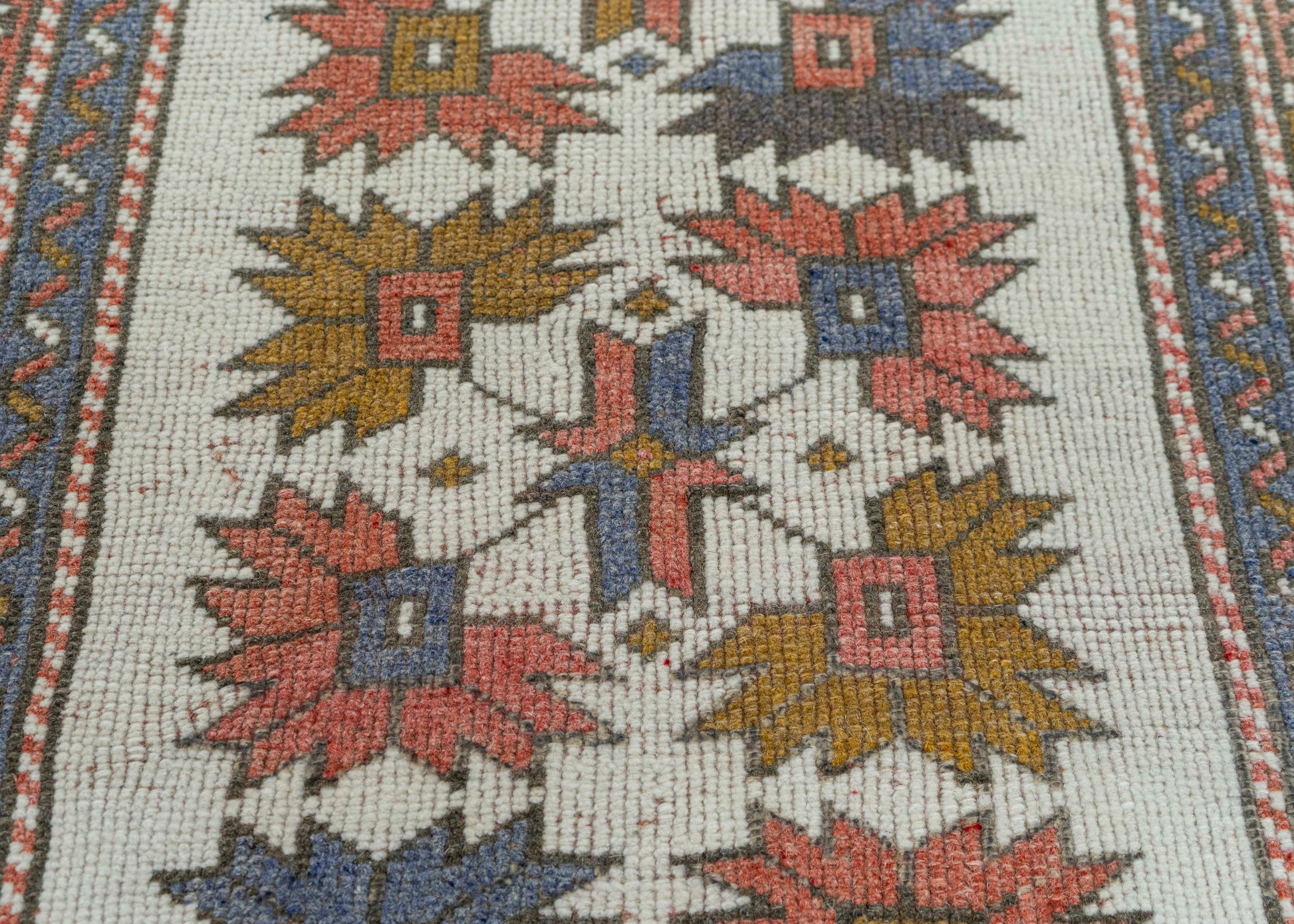 Turkish Vintage Rug 3' x 7'10" #20682