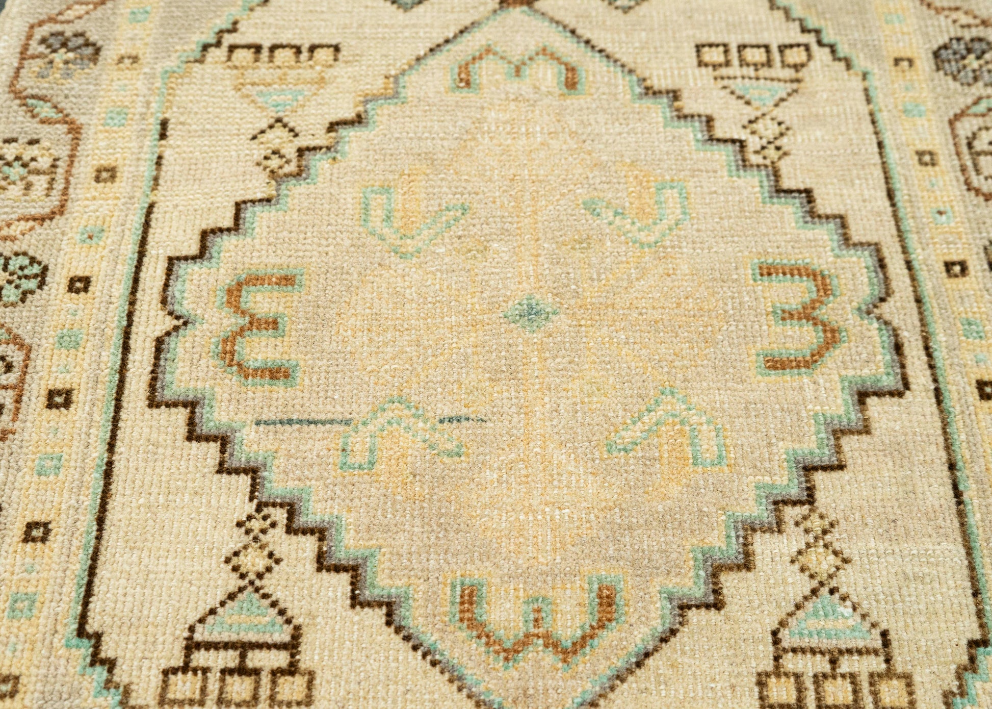 Turkish Yastik Rug  1'10" x  3'6" #23650