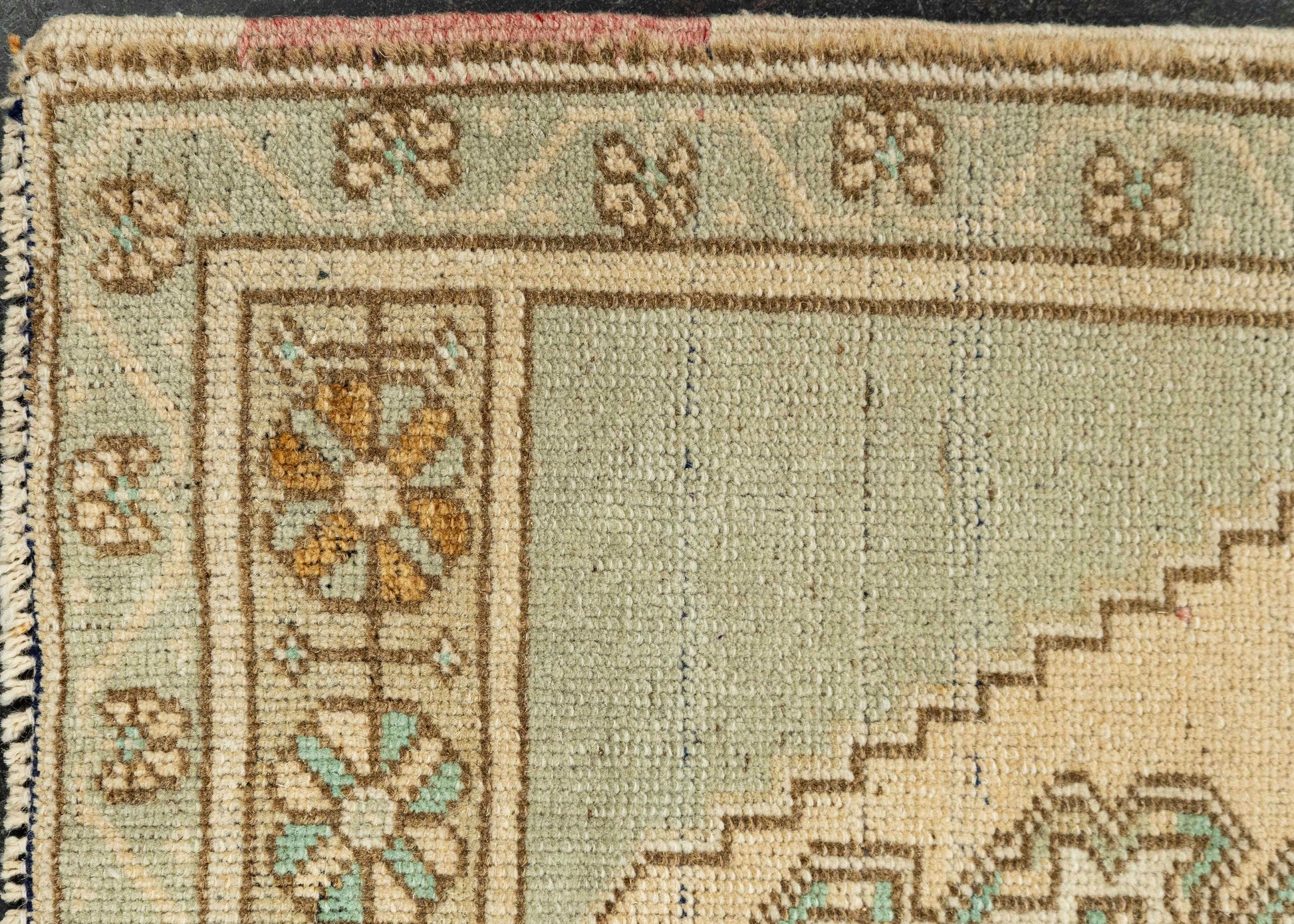 Turkish Yastik Rug  1'9" x  3'4" #23644