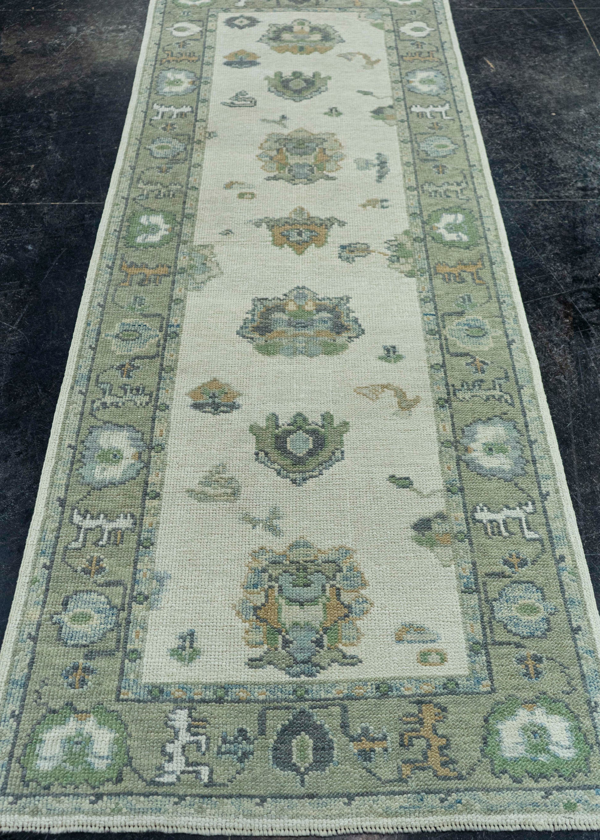 Turkish Oushak Rug 2'9"x 7'10" #19130