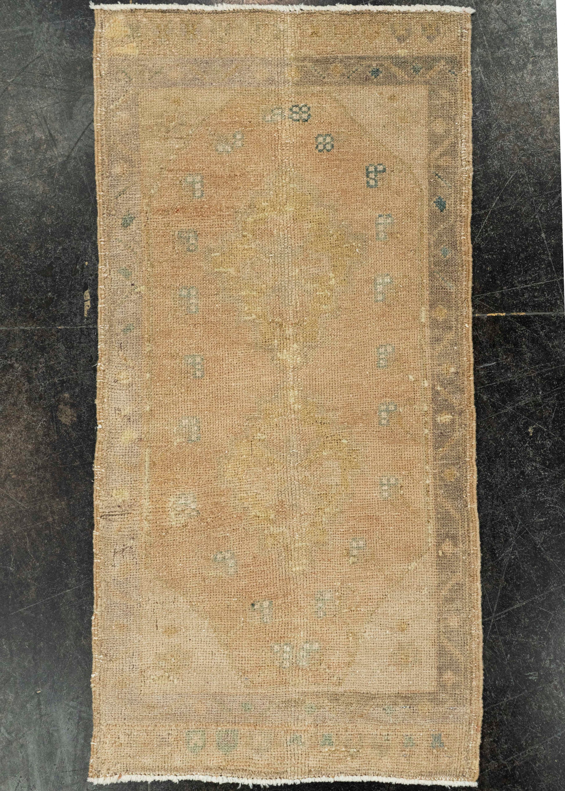 Turkish Yastik Rug  1'6" x  3'2" #23637