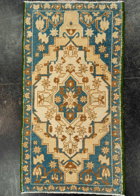 Turkish Yastik Rug  1'10" x  3'6" #23635