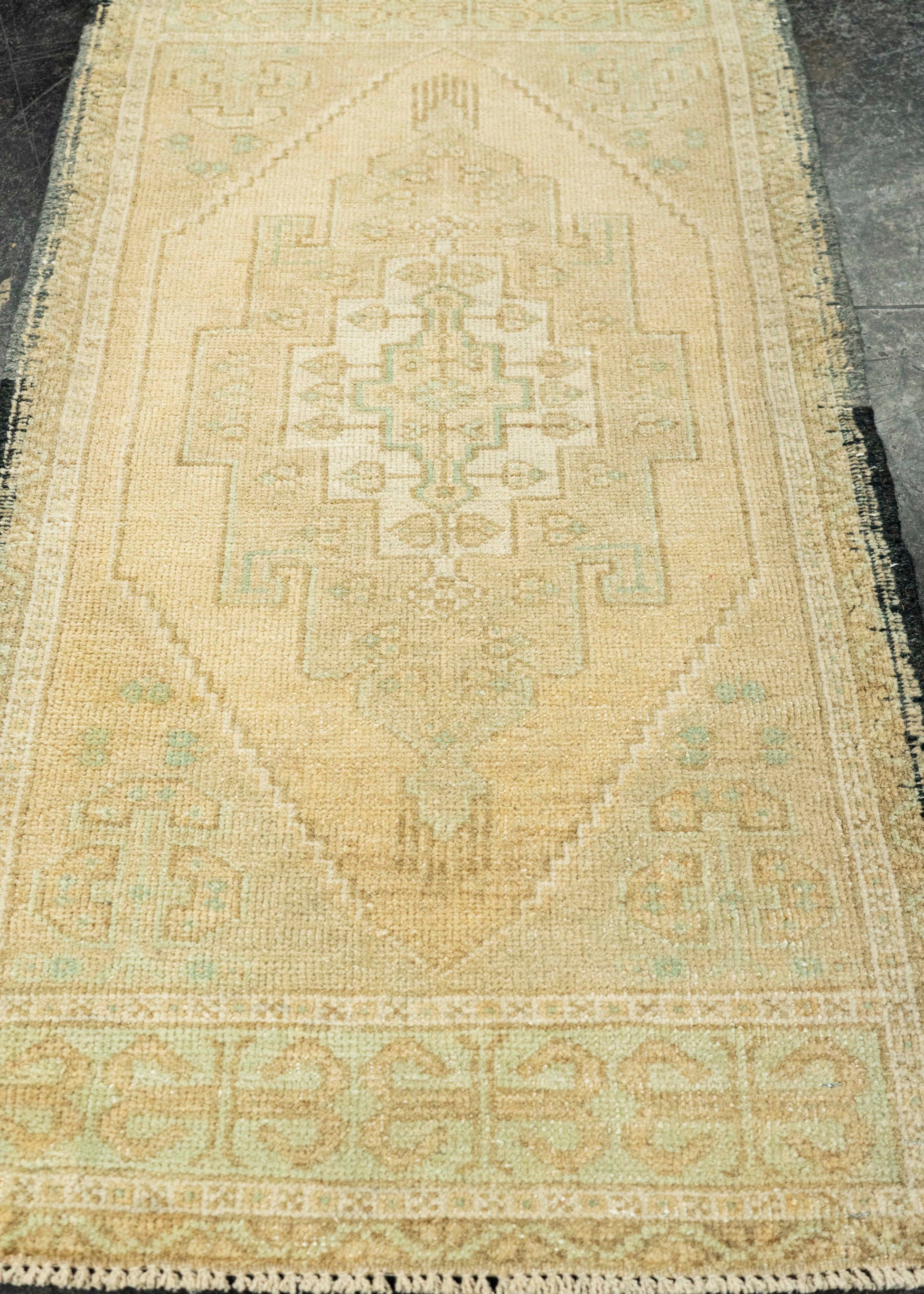Turkish Yastik Rug  1'10" x  3'4" #23612