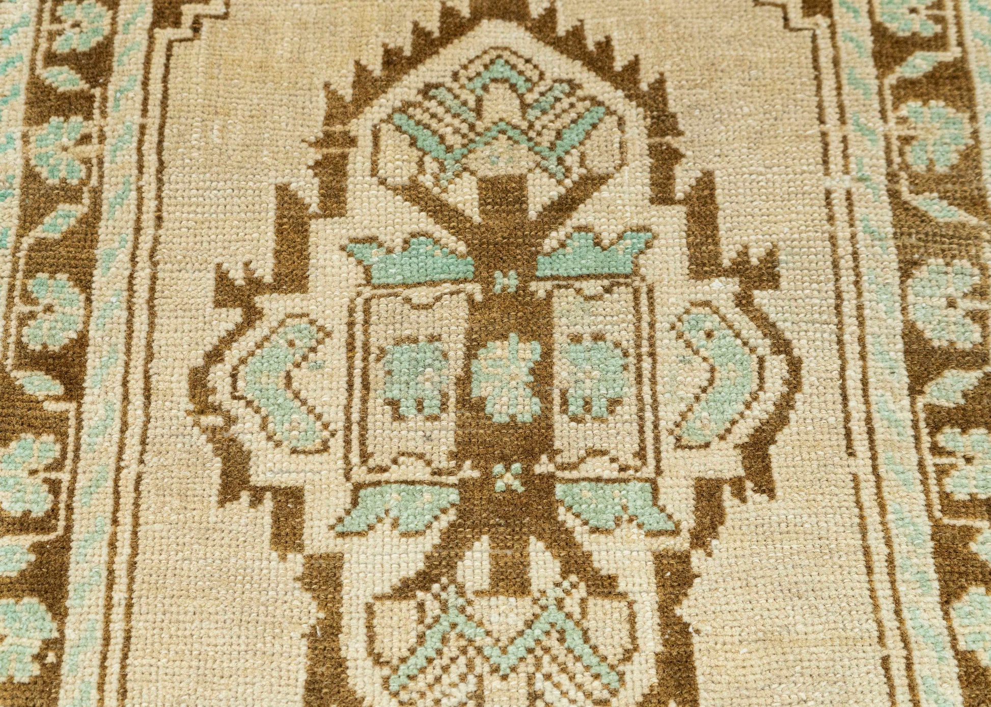 Turkish Yastik Rug  1'7" x  3'4" #23617