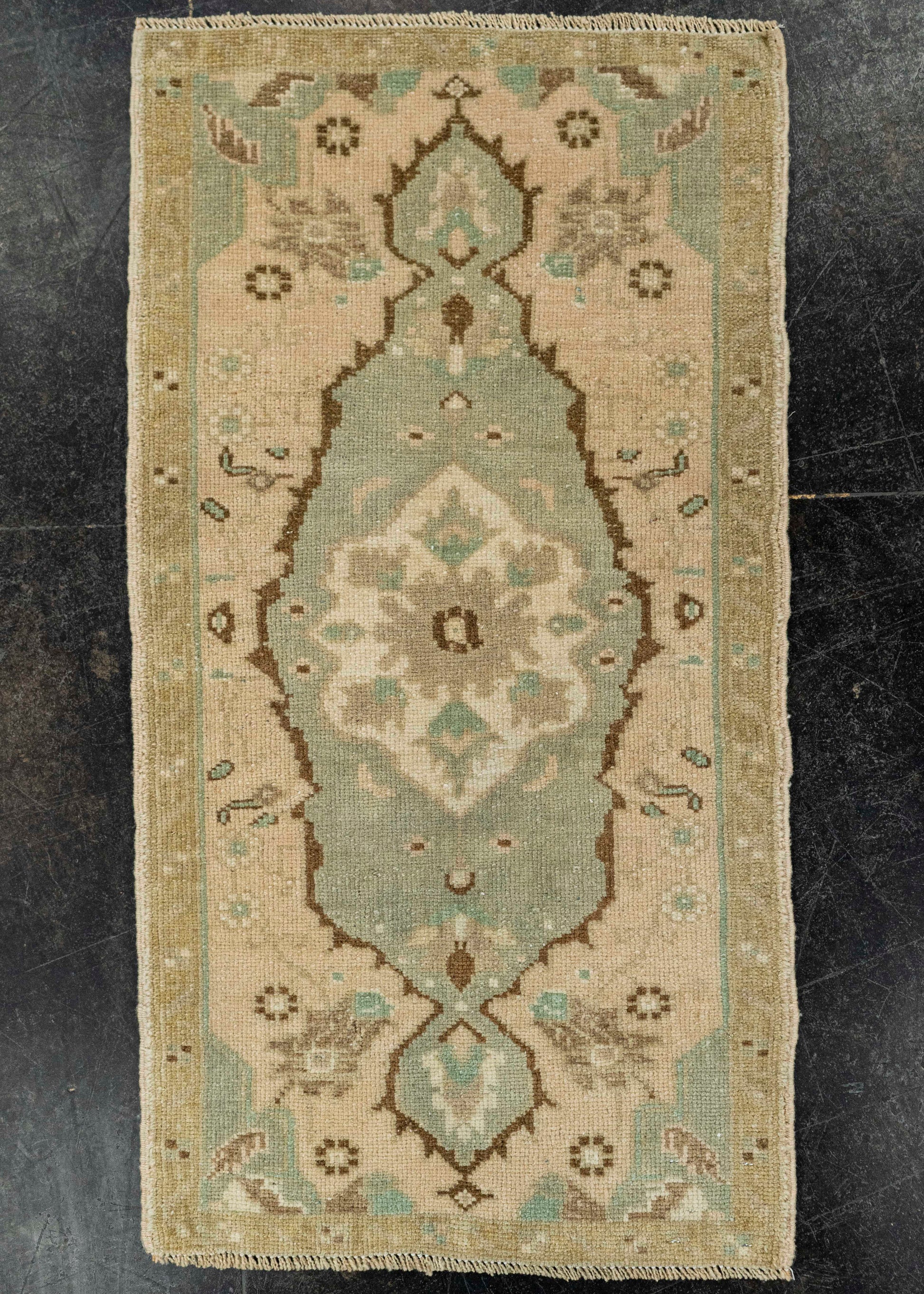 Turkish Yastik Rug  1'8" x  3'1" #22572