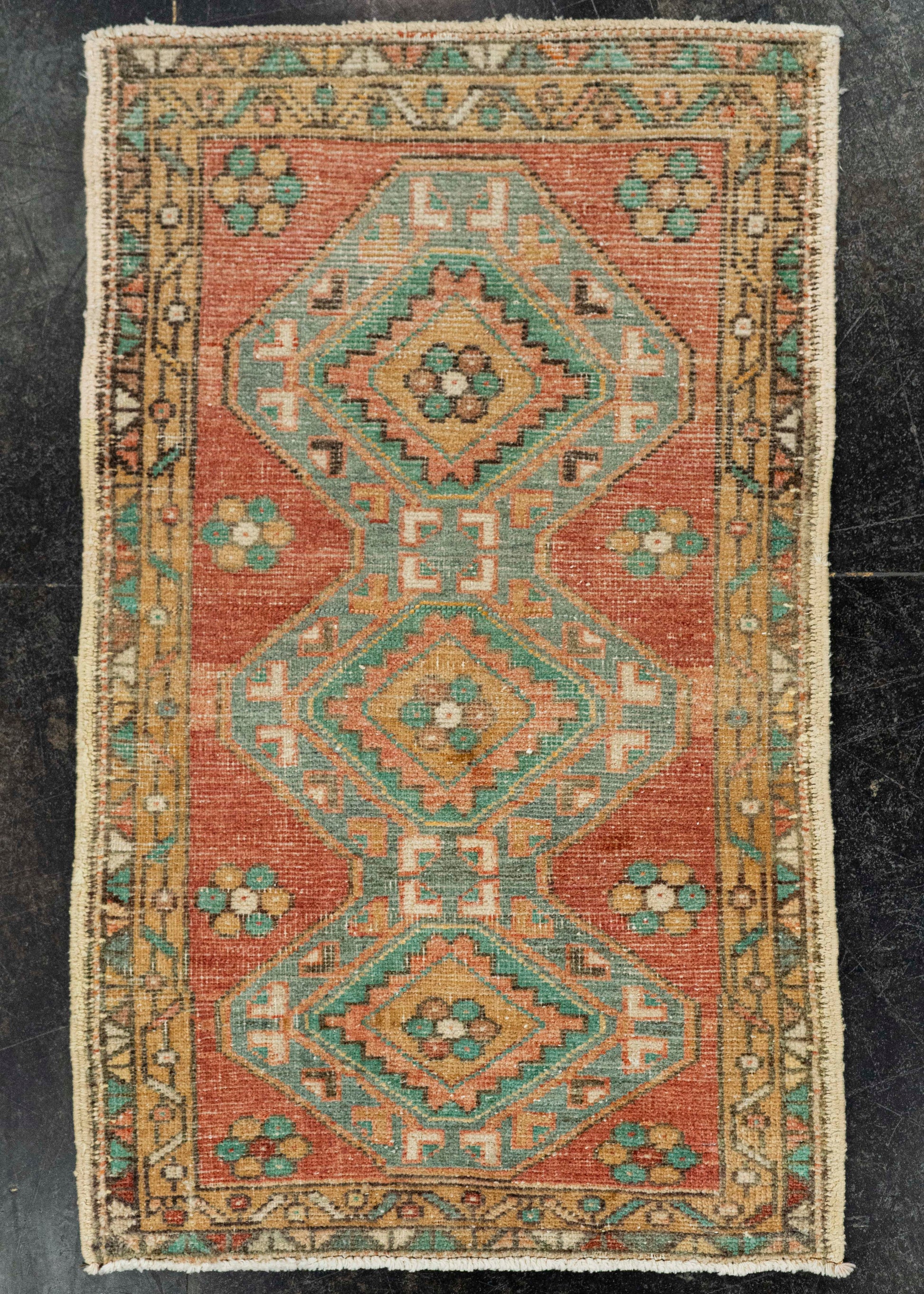 Turkish Yastik Rug  1'9" x  2'10" #22521